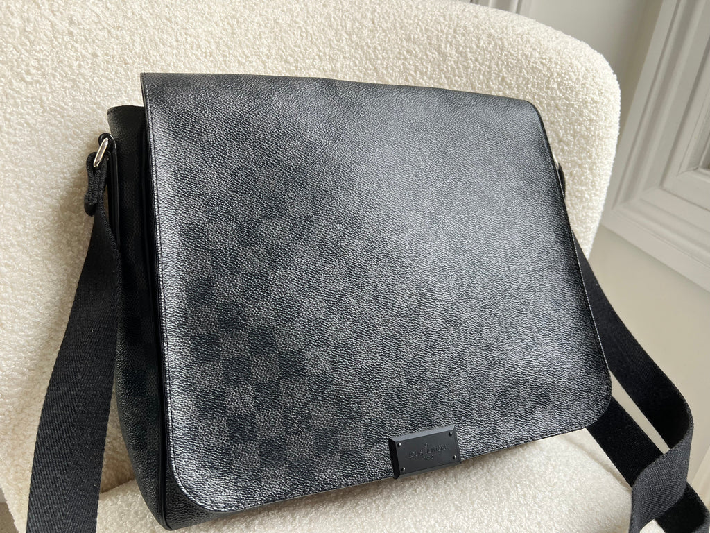 Louis Vuitton PM District Messenger Bag Damier Graphite