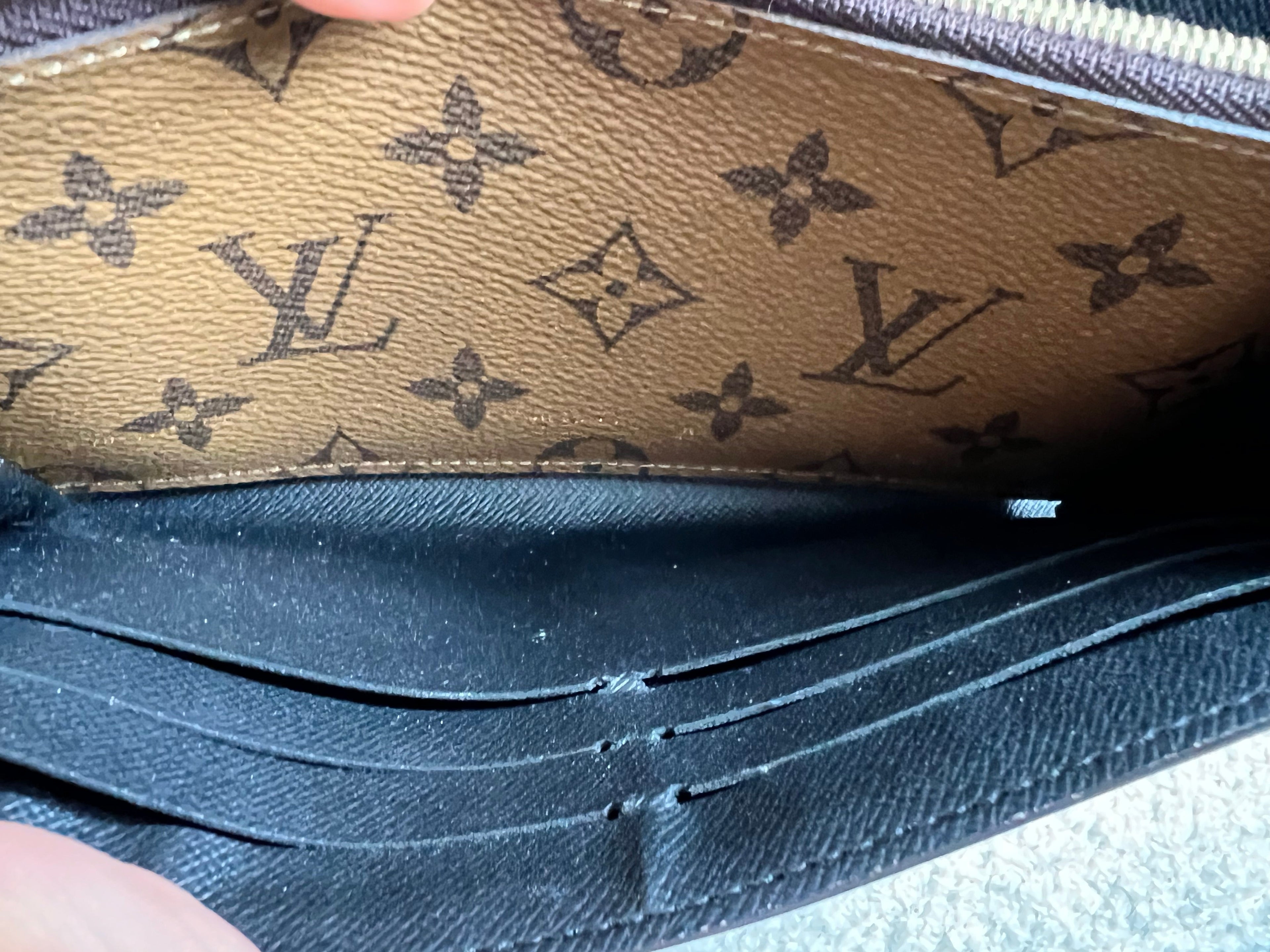 Louis Vuitton Sarah Wallet in reverse Monogram and Brown (RRP £550)