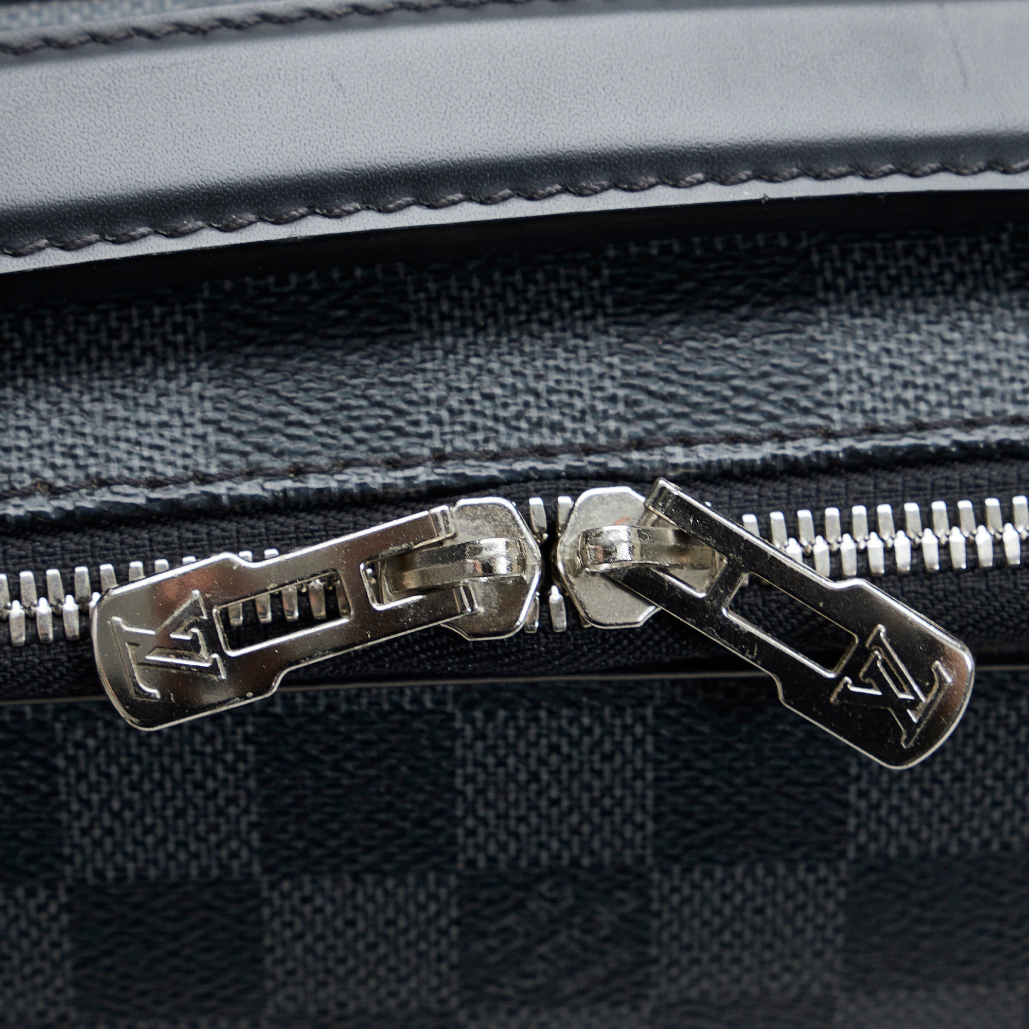 Louis Vuitton Steve Business Bag Damier Graphite Canvas