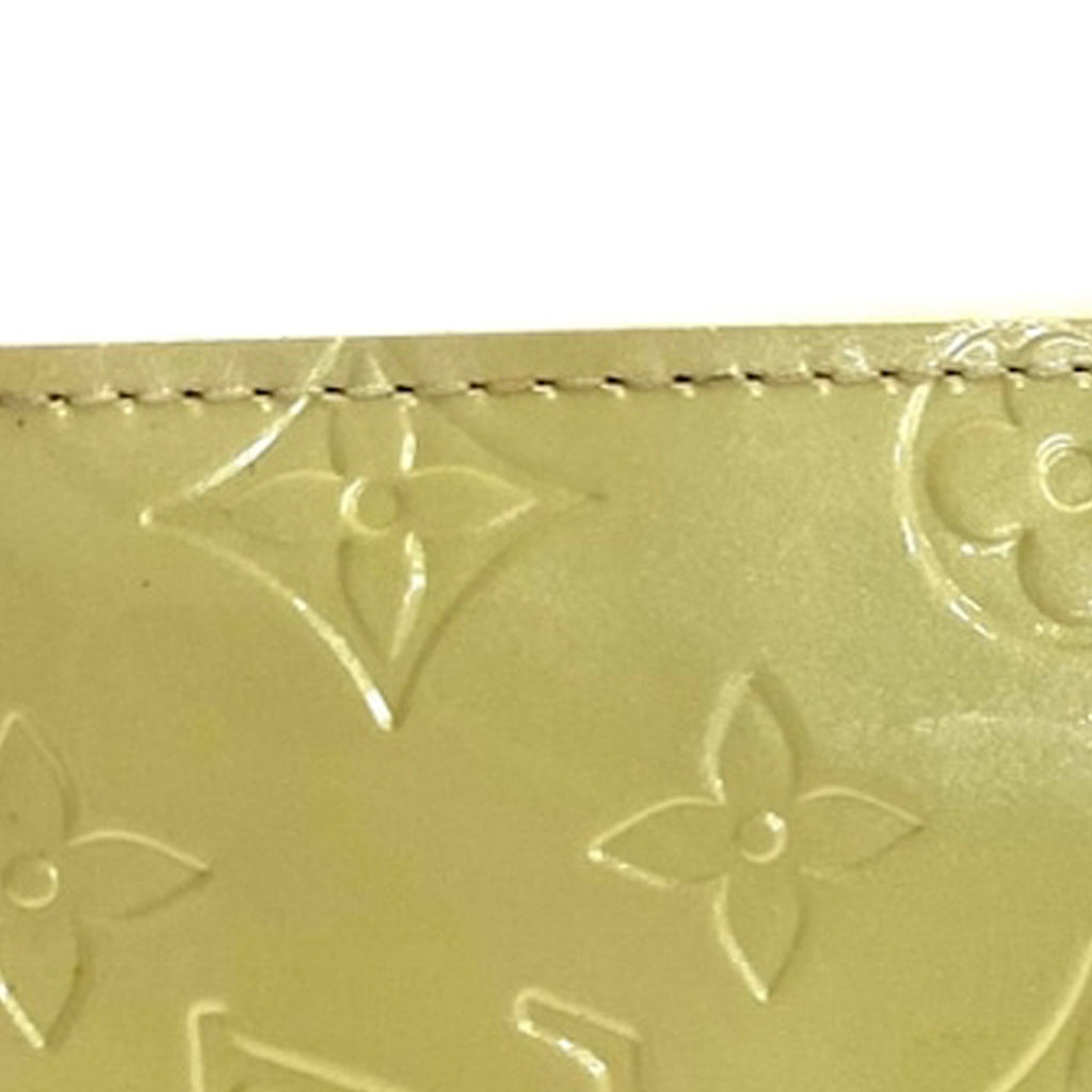 White Louis Vuitton Monogram Vernis Reade PM Handbag