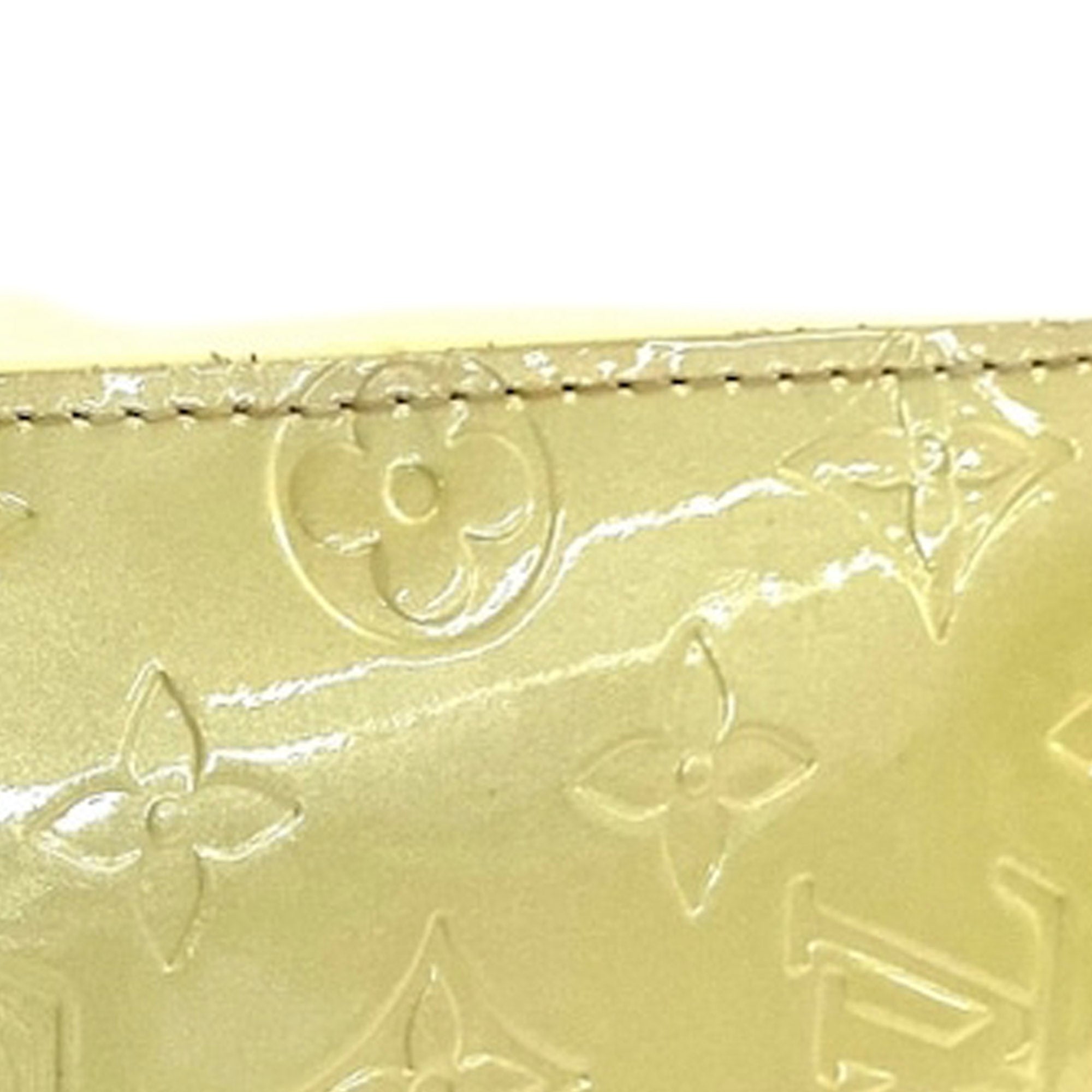 White Louis Vuitton Monogram Vernis Reade PM Handbag