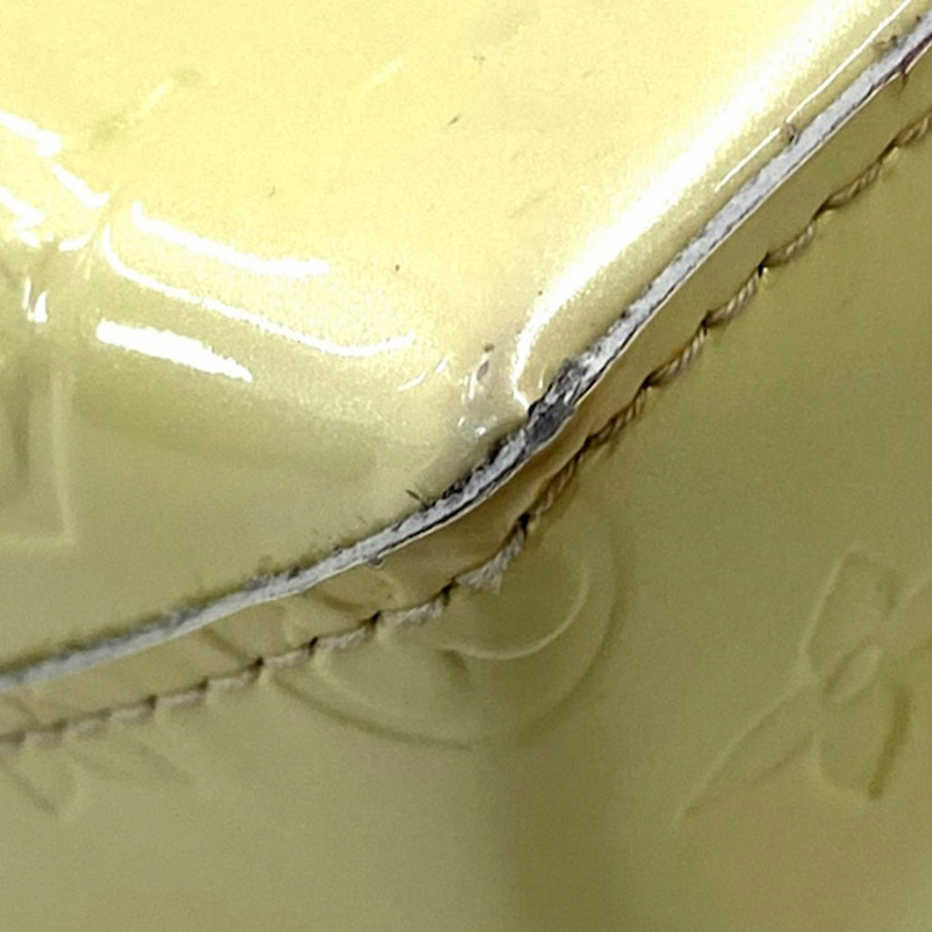 White Louis Vuitton Monogram Vernis Reade PM Handbag