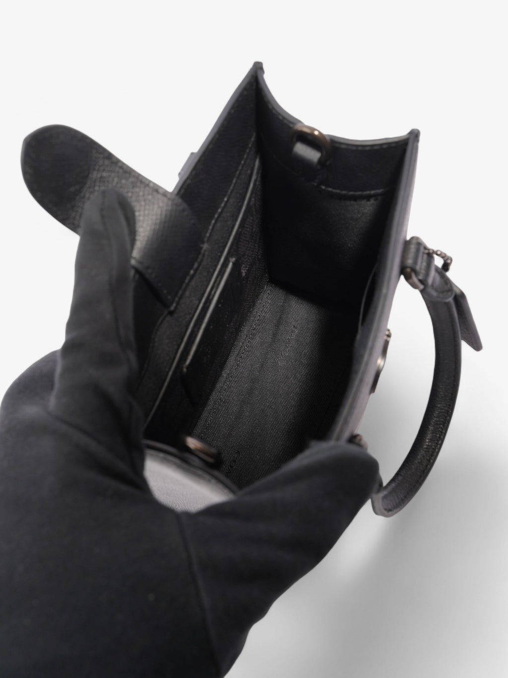 Coach Tote Black Leather 16