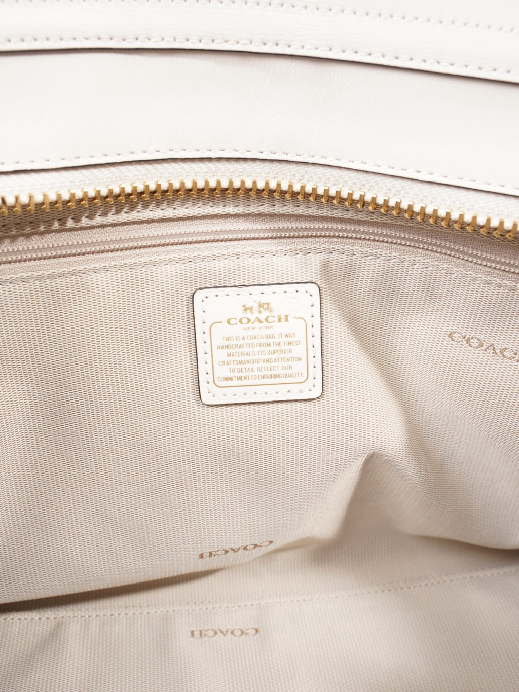 Coach Swagger 32 Beige / Black Leather