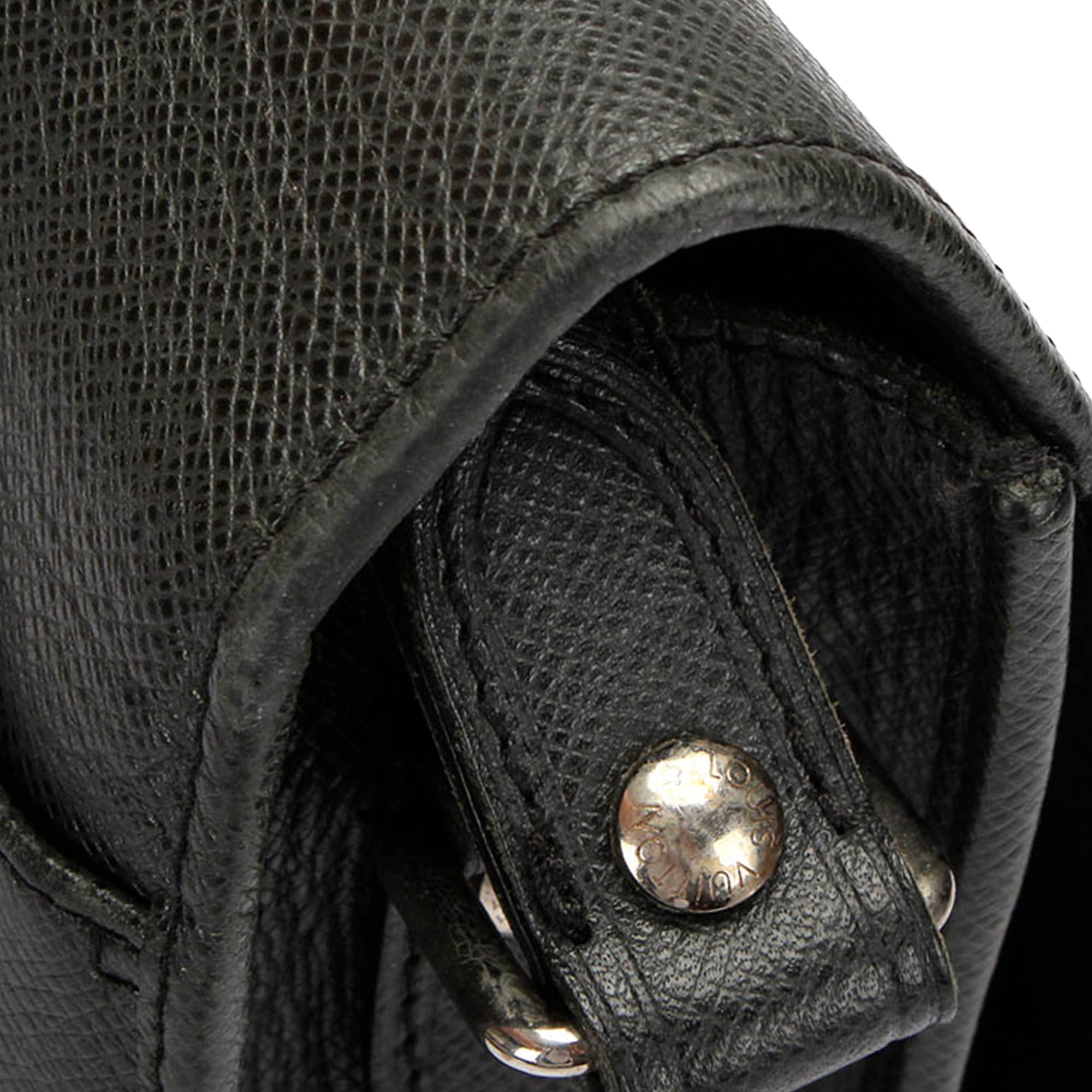 Louis Vuitton Andrei Black TaÃƒÆ’Ã‚Â¯ga
