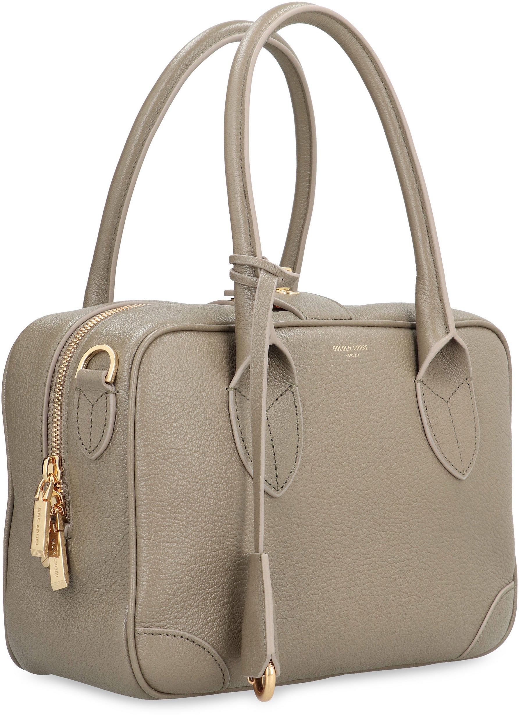 LEATHER HANDBAG FOR EVERYDAY USE.