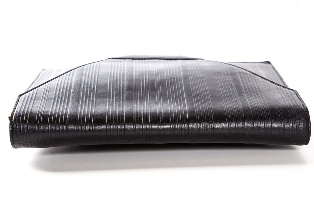 Gianni Versace Vintage Black Leather Snap Closure Clutch