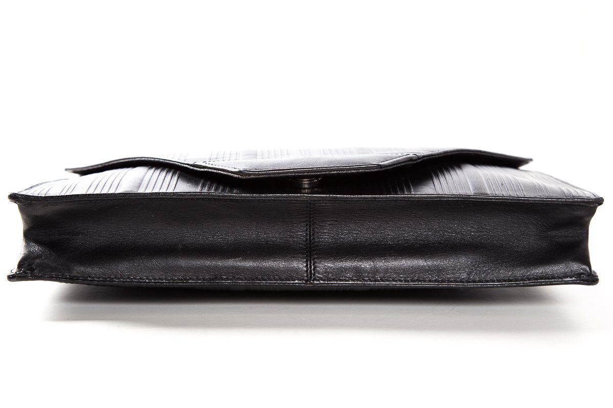 Gianni Versace Vintage Black Leather Snap Closure Clutch