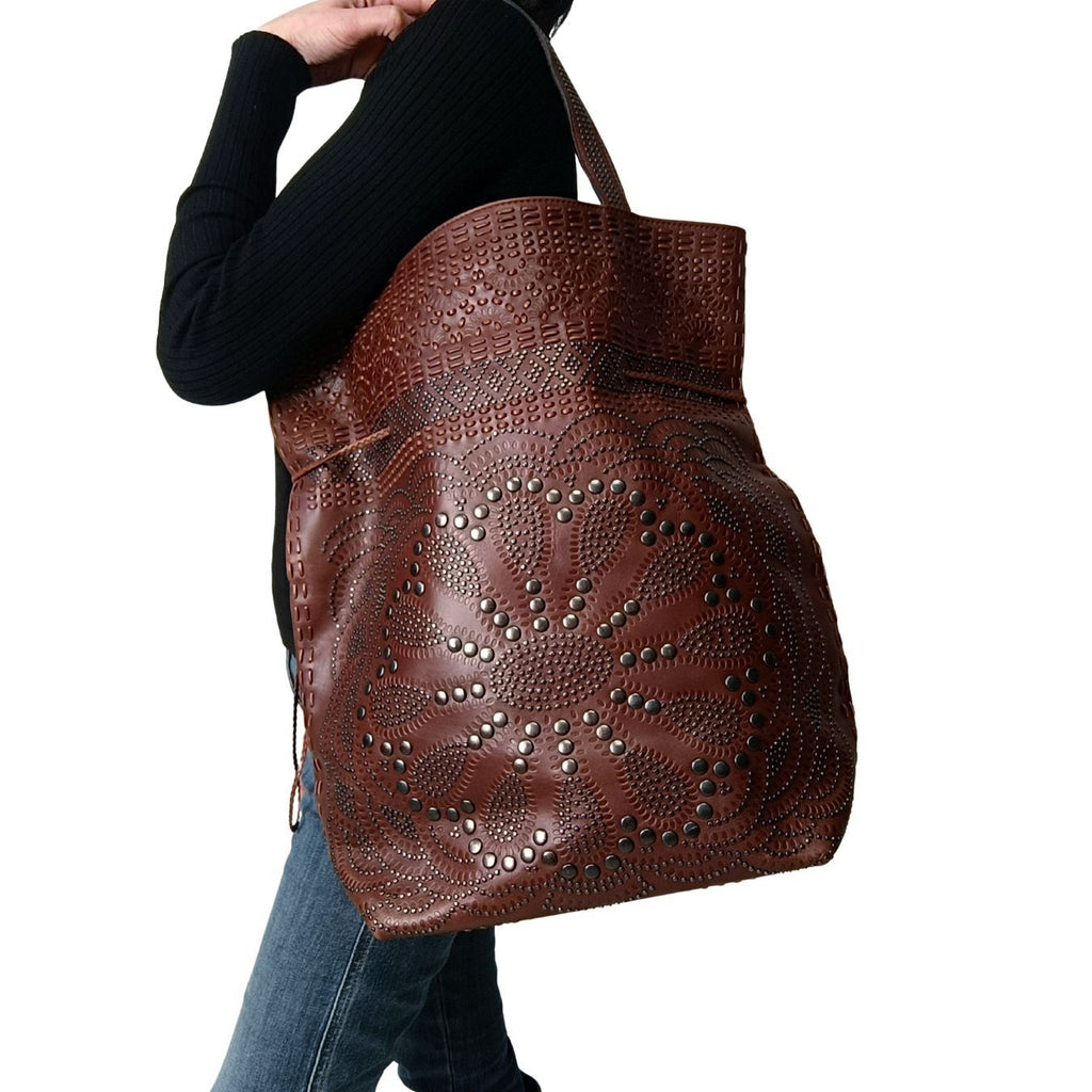 Gucci Gucci Shopper shoulder bag with studs Limited Edition - '10s