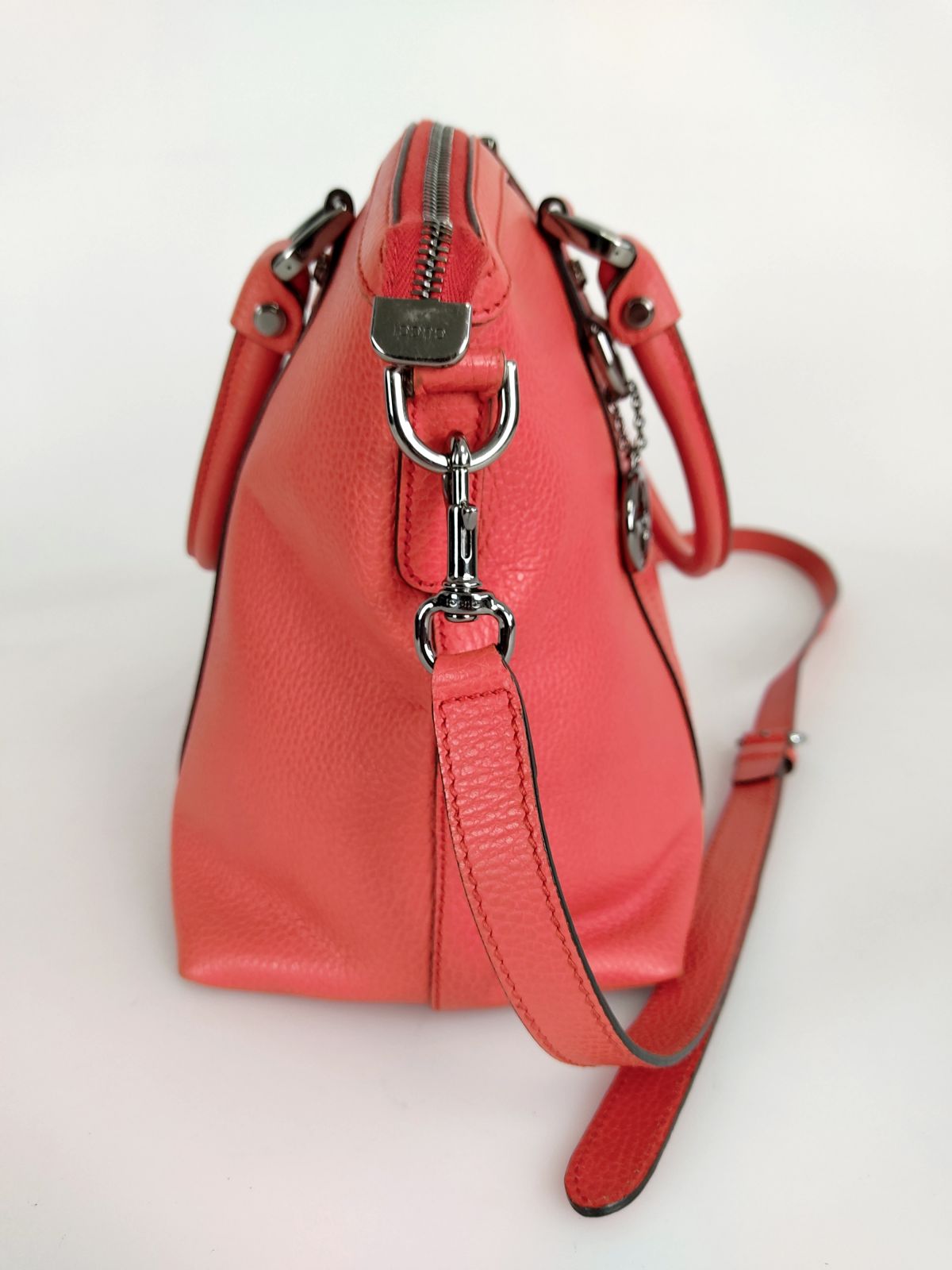 Gucci Gucci shoulder bag in coral red leather - '10s