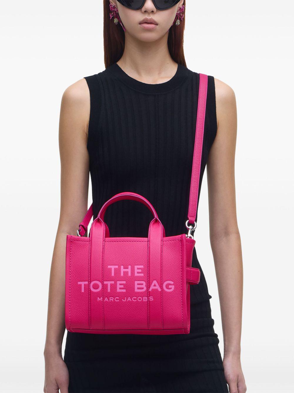 THE TOTE BAG