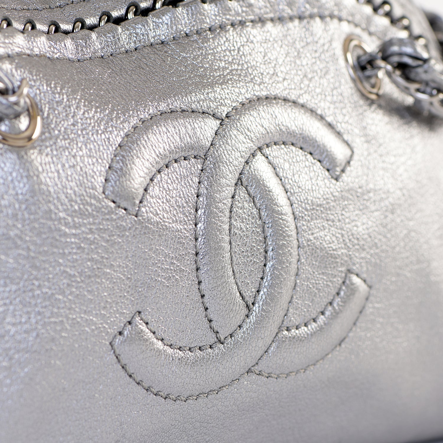2005 Luxe Ligne Bowler Bag