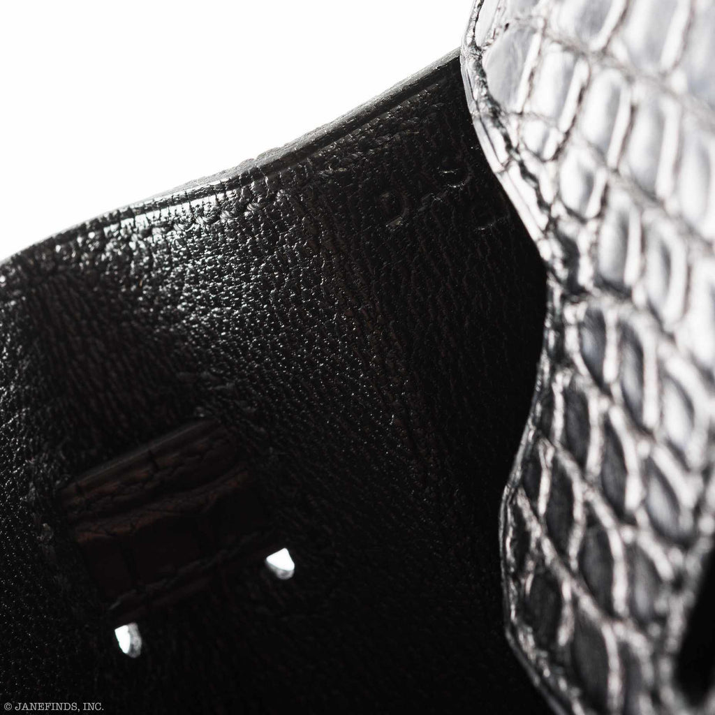 HermÃƒÆ’Ã‚Â¨s Birkin 25 Black Matte Alligator Gold Hardware