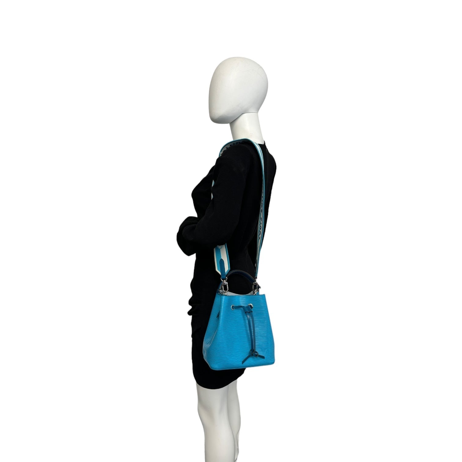 Louis Vuitton NÃƒÆ’Ã‚Â©o NoÃƒÆ’Ã‚Â© BB Blue Epi