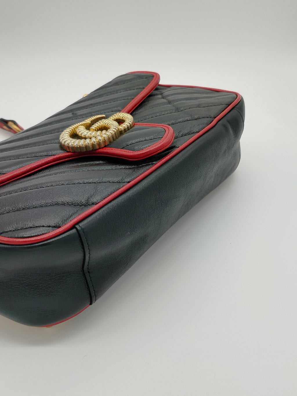 Gucci Marmont Shoulder Bag - '20s