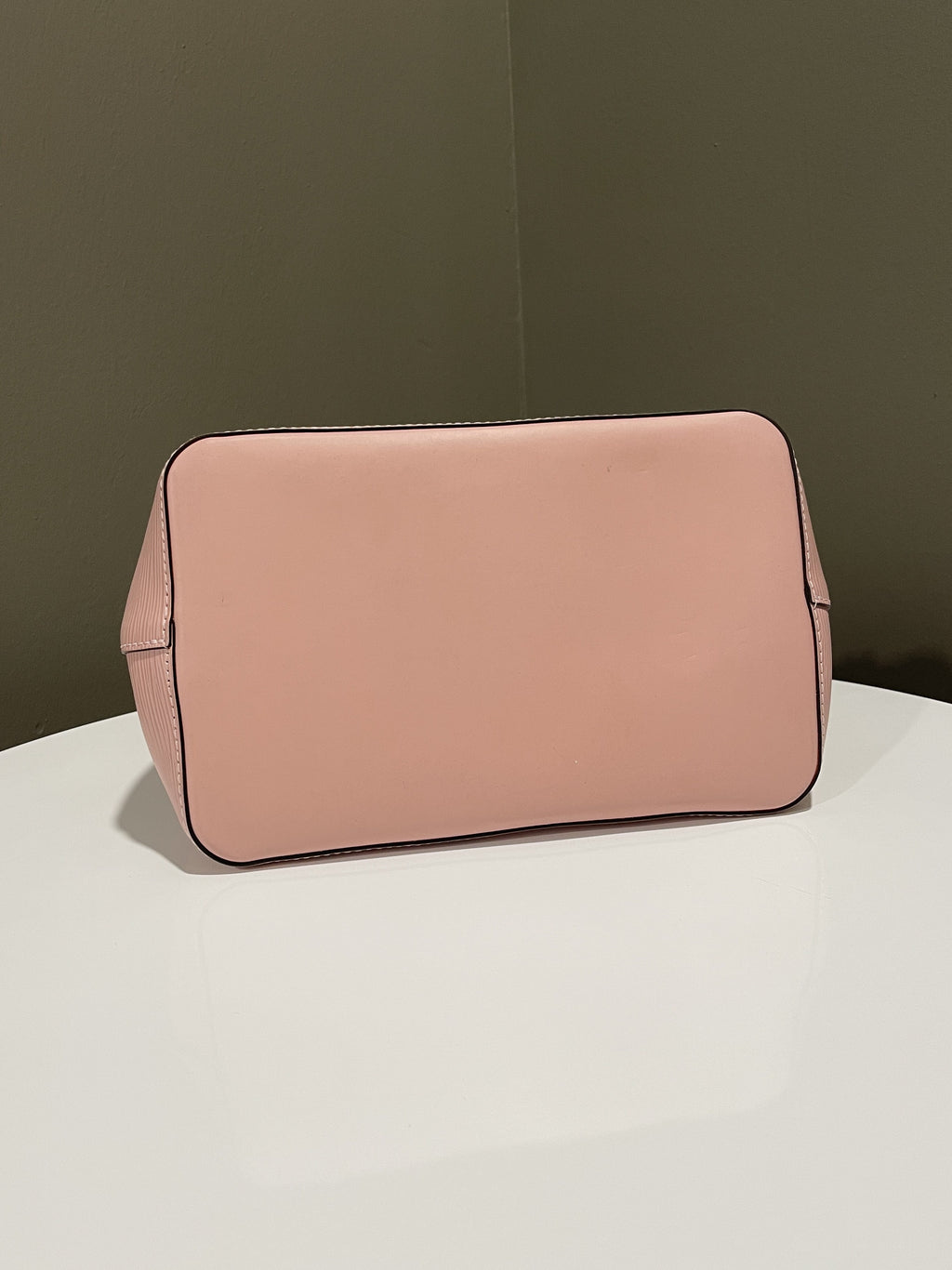 Louis Vuitton Neonoe MM Rose Ballerine / Orange Epi