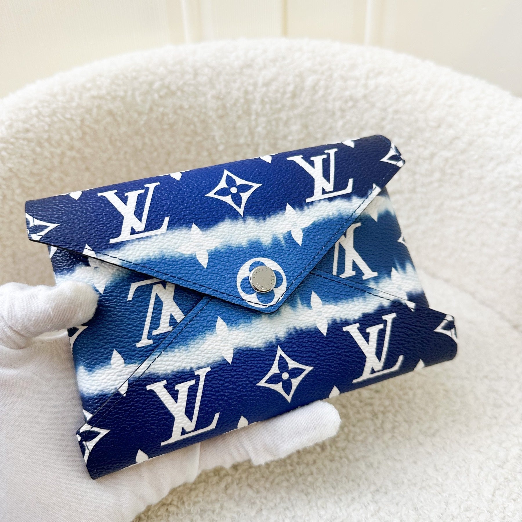 LV Kirigami Medium Pouch in Ombre Blue Monogram Canvas SHW