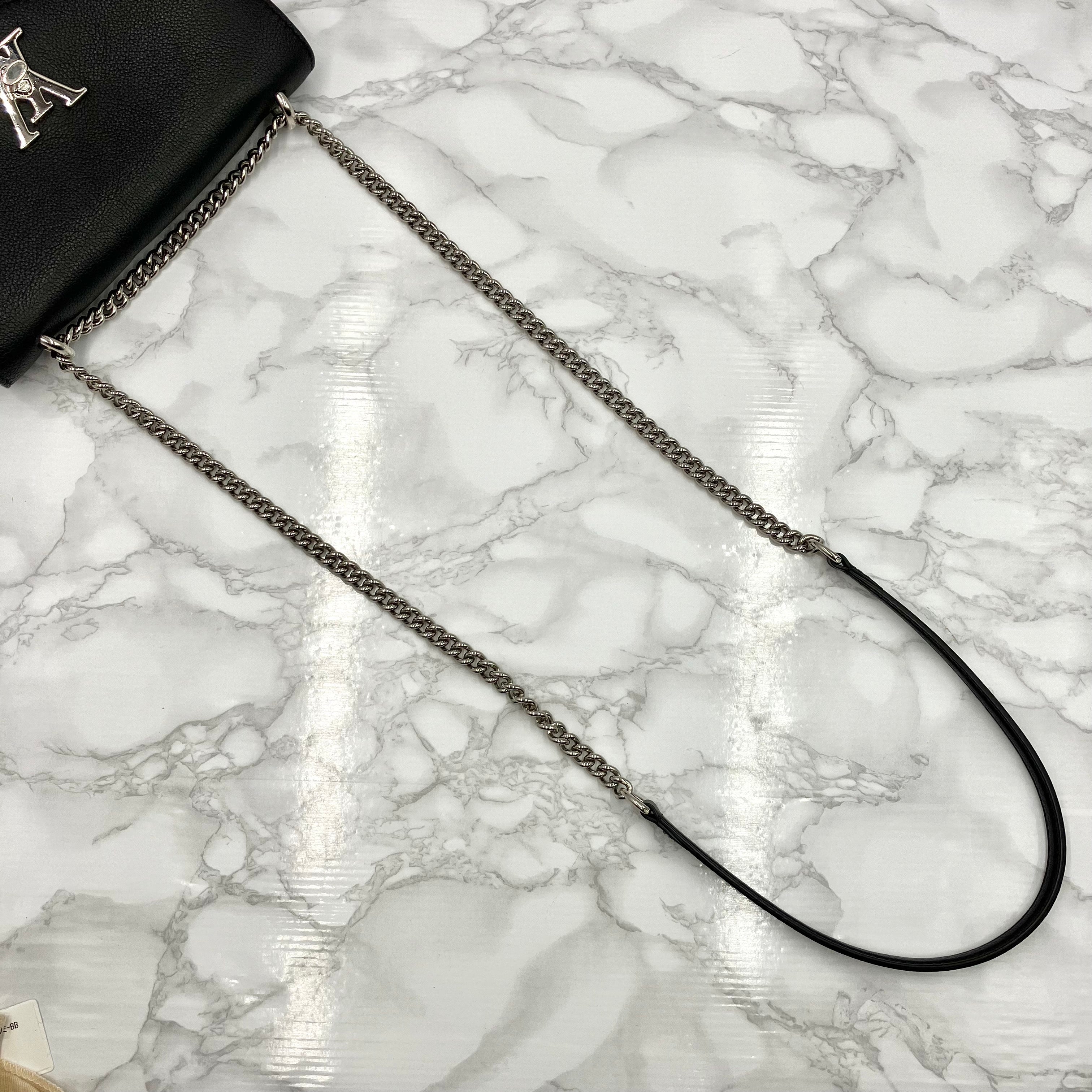 LOUIS VUITTON My Lock Me