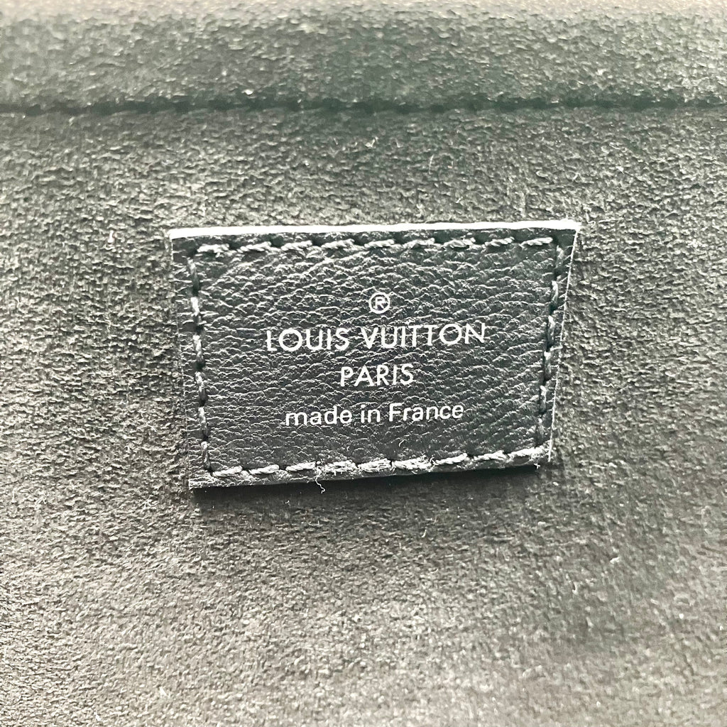 LOUIS VUITTON My Lock Me