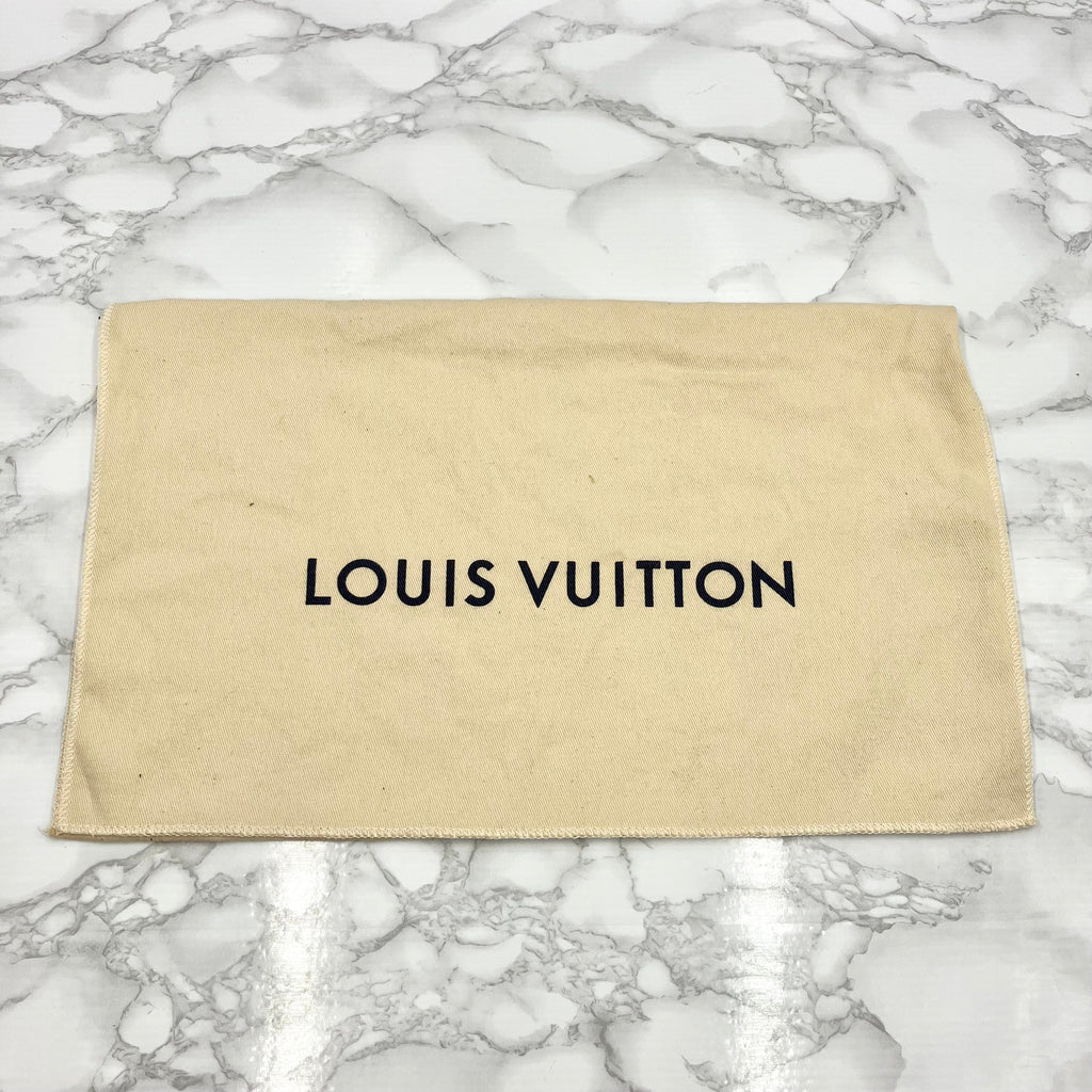 LOUIS VUITTON My Lock Me