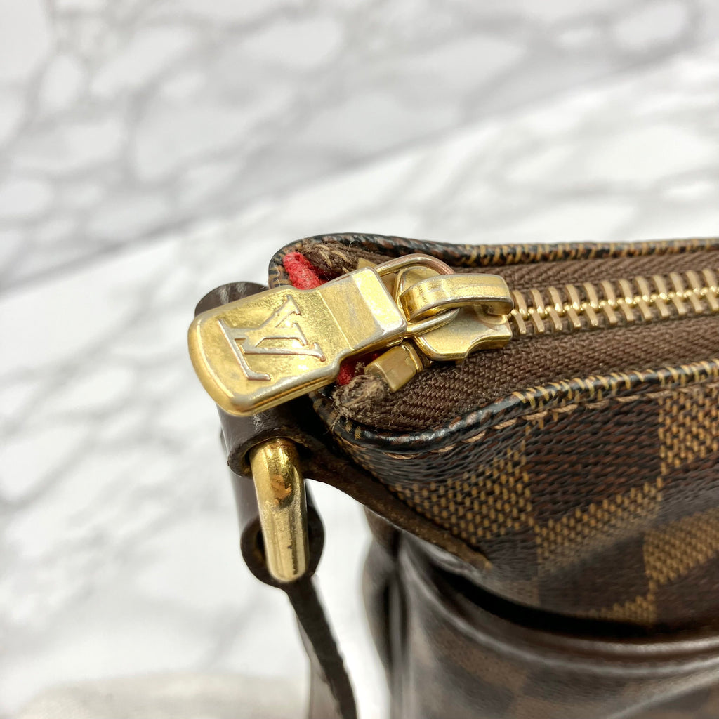 LOUIS VUITTON Damier Bloomsbury