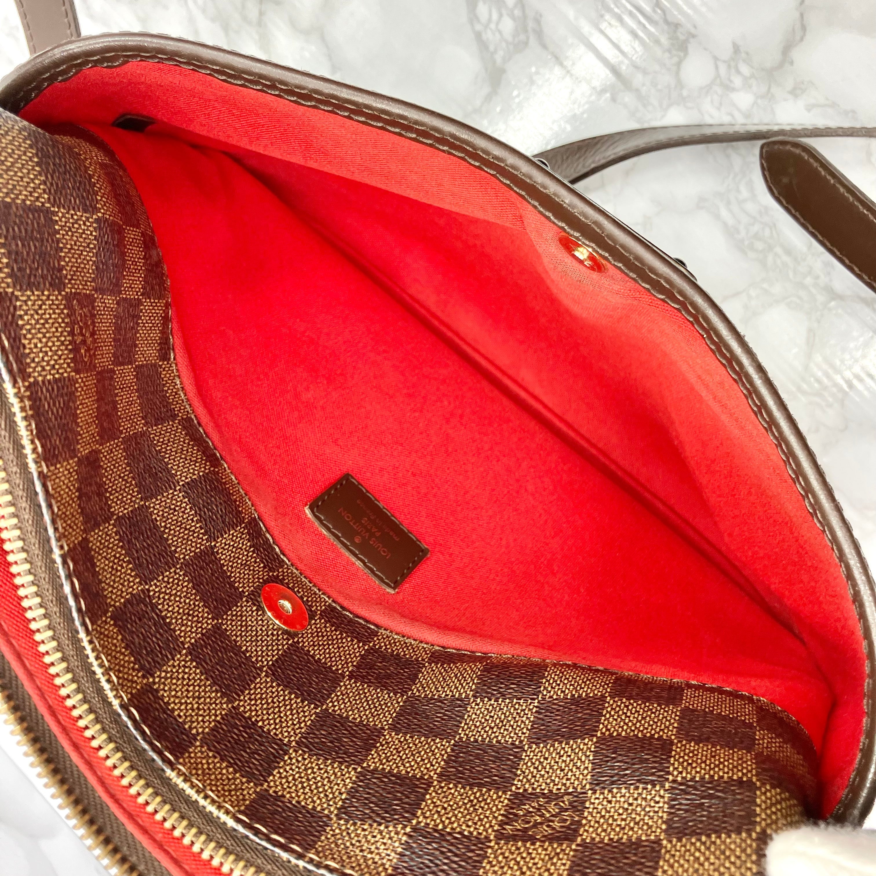 LOUIS VUITTON Damier Bloomsbury