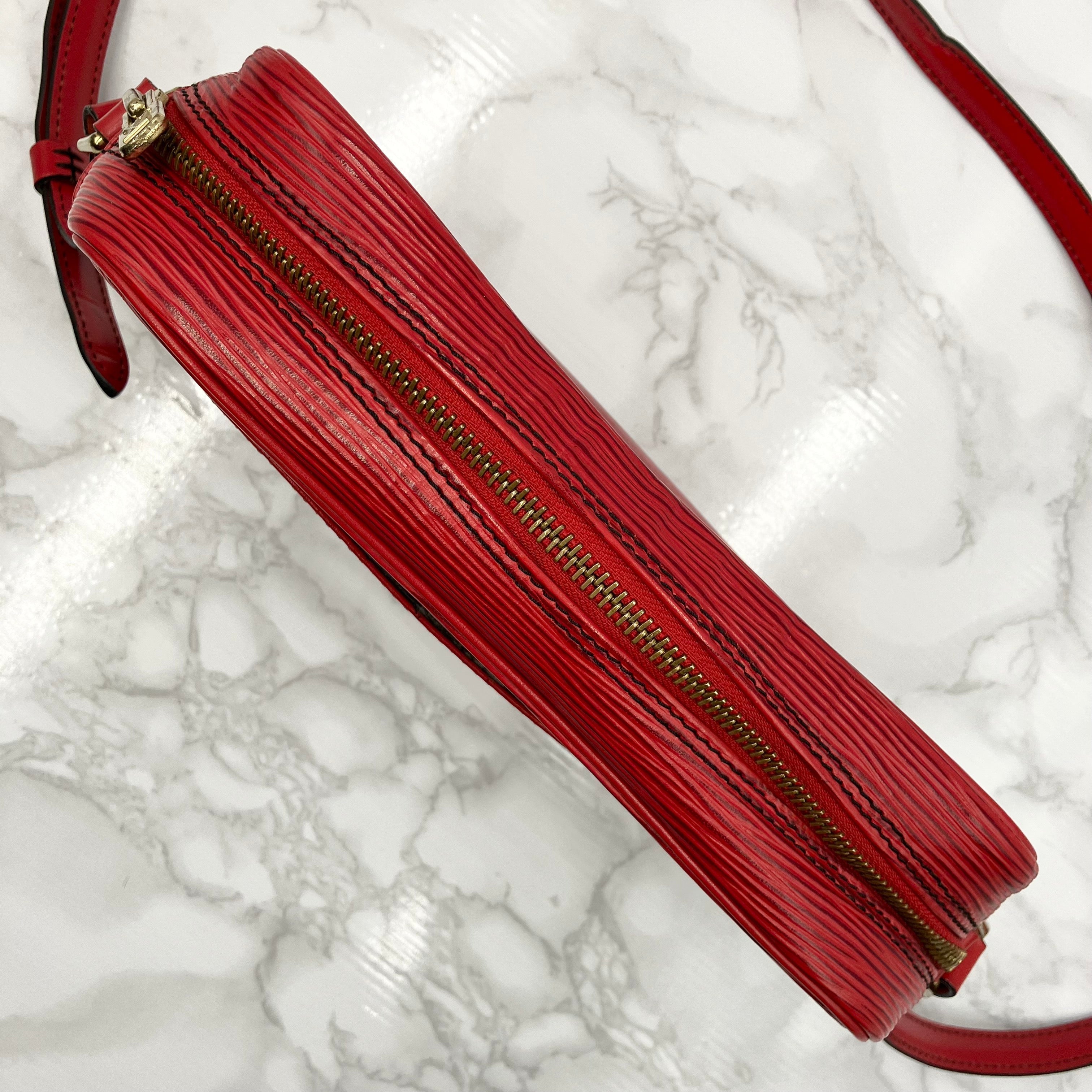 LOUIS VUITTON Epi Trocadero shoulder bag