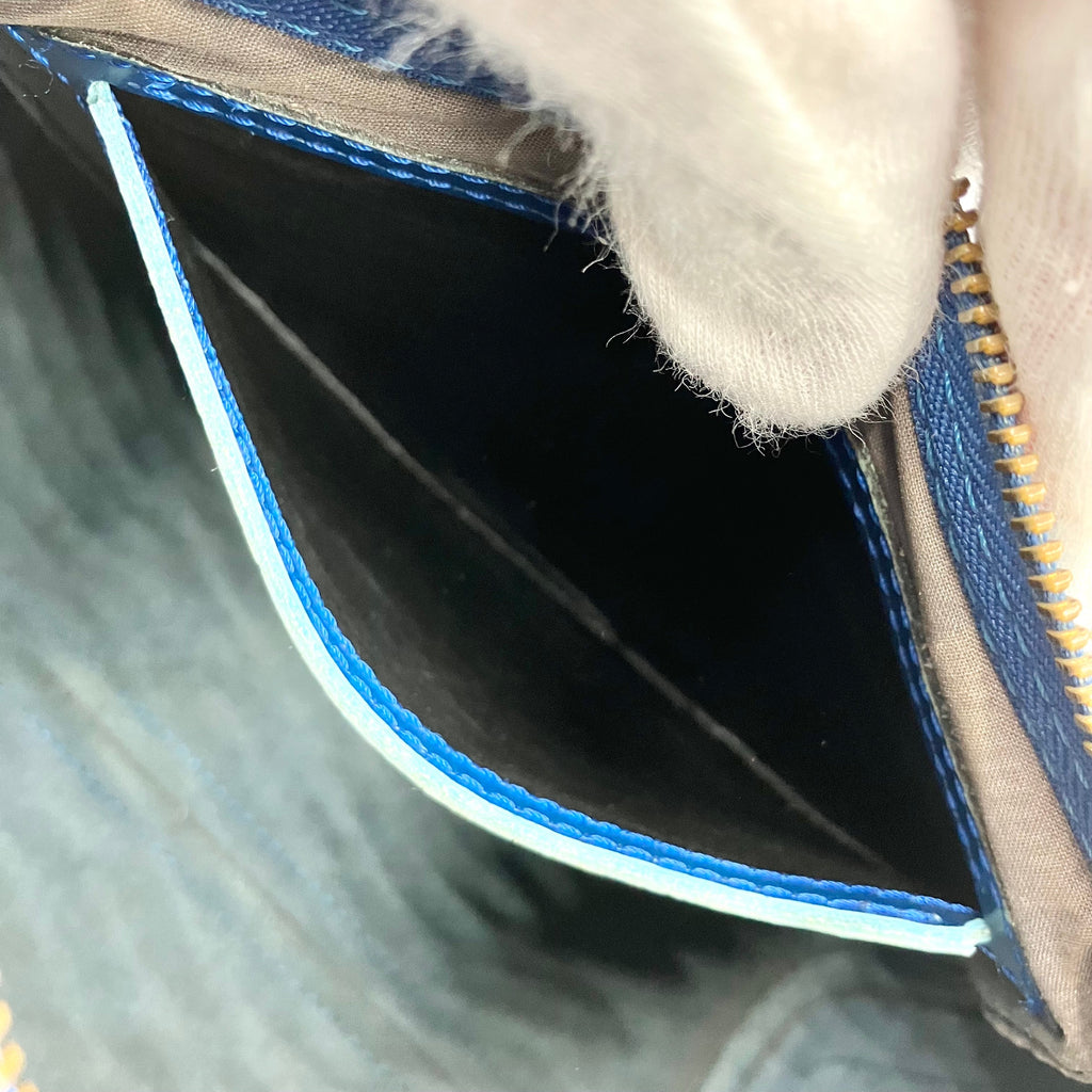 LOUIS VUITTON Epi Speedy 25