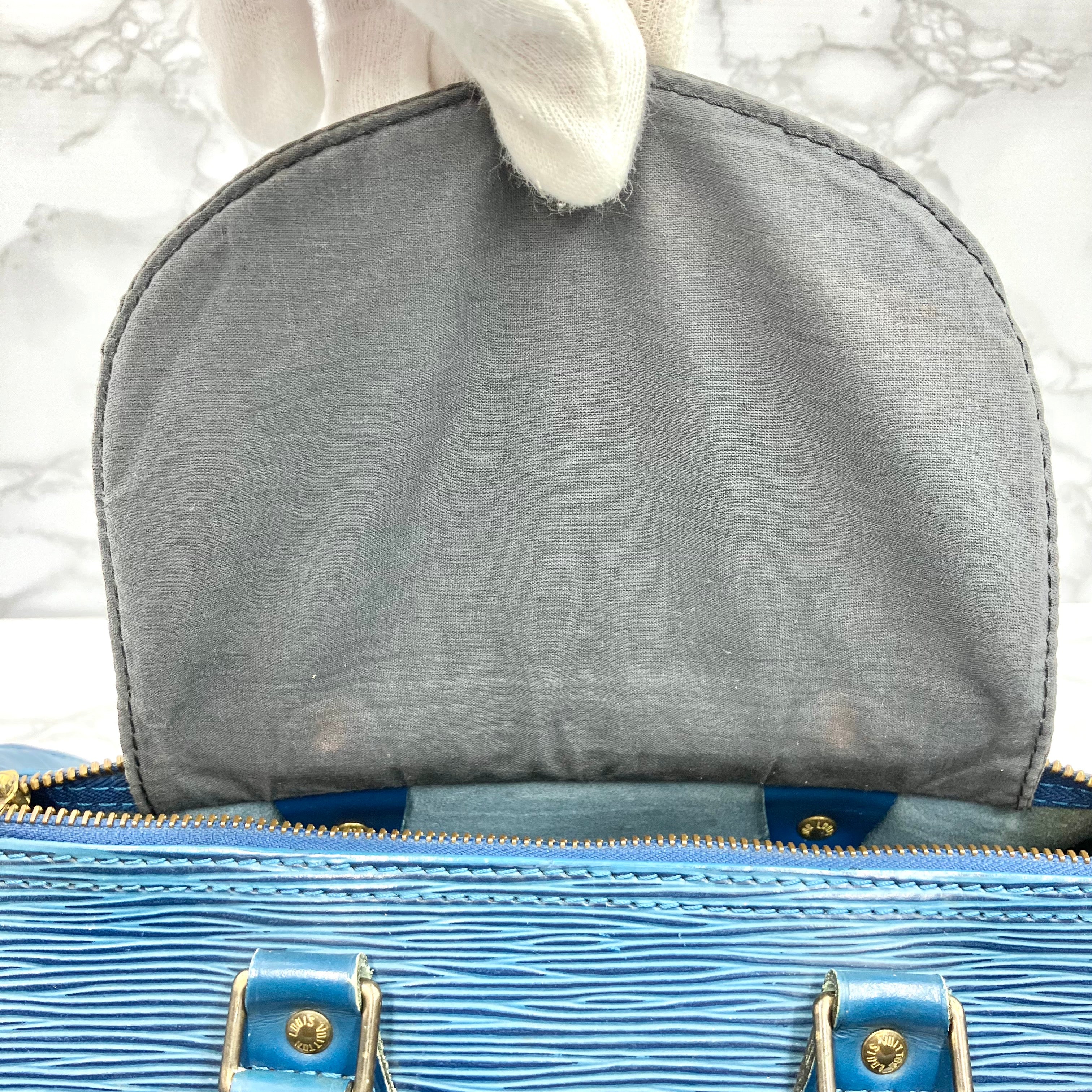 LOUIS VUITTON Epi Speedy 25