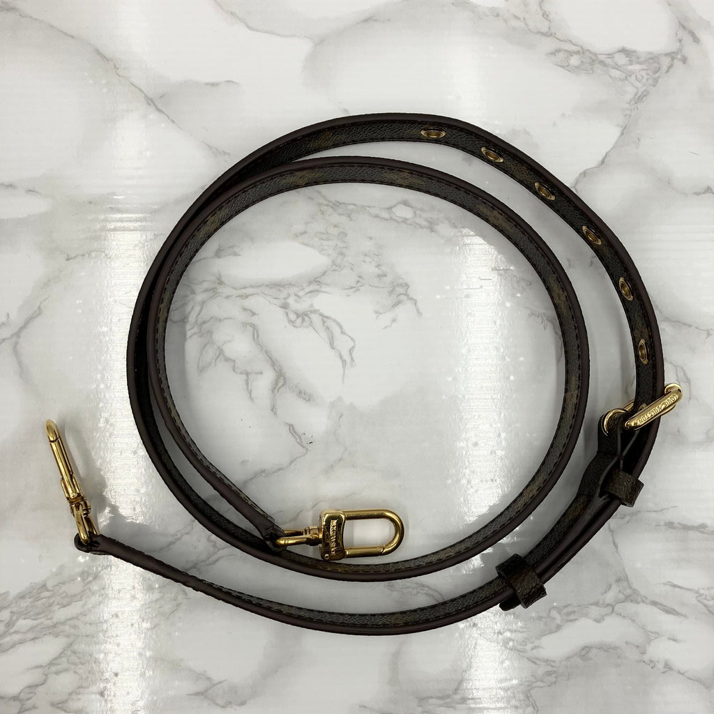 LOUIS VUITTON Monogram Metis shoulder bag