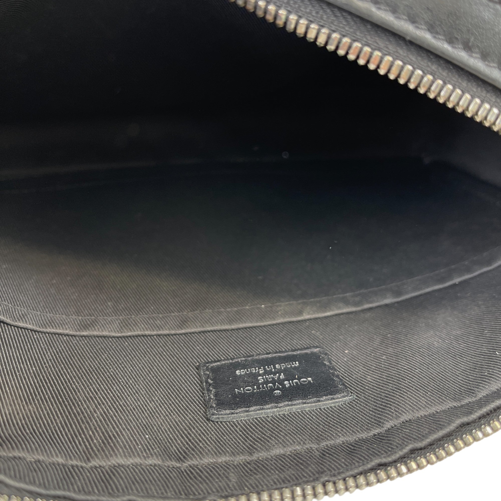 Men's Trio Messenger Damier Messenger Bag Black