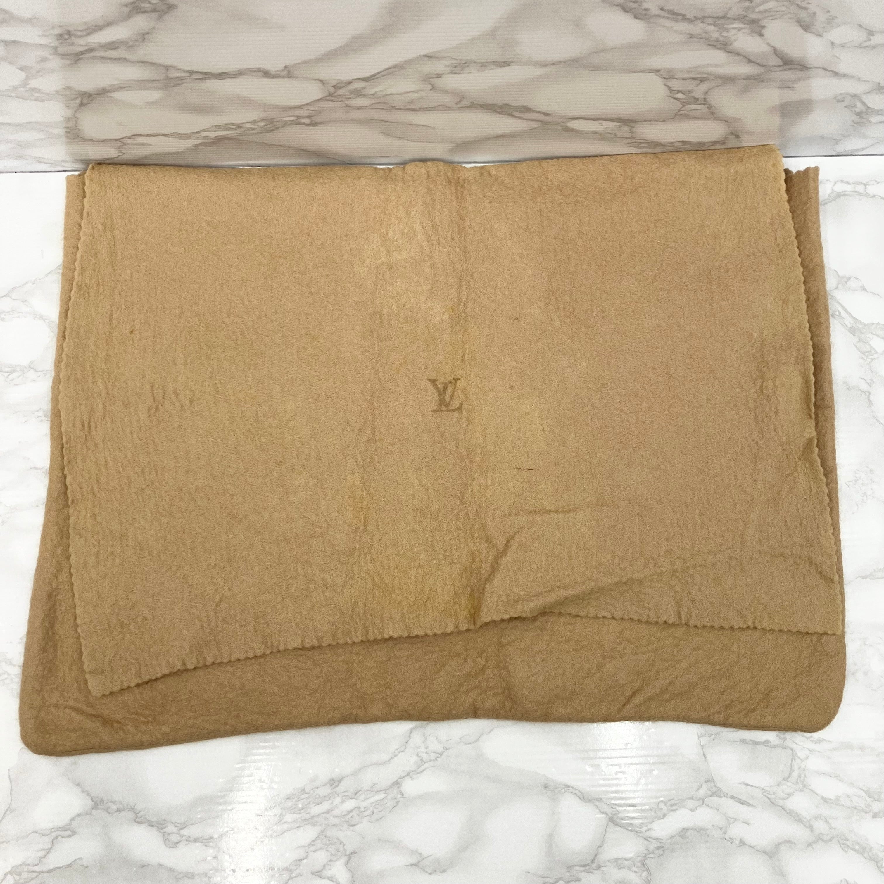 LOUIS VUITTON Monogram brois shoulder bag