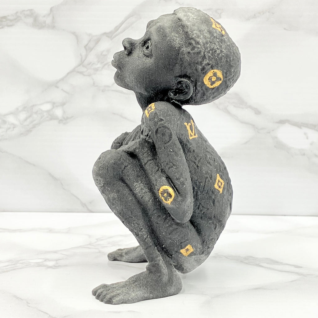 LOUIS VUITTON BEEJOIR Bronze statue, limited to 500 pieces worldwide