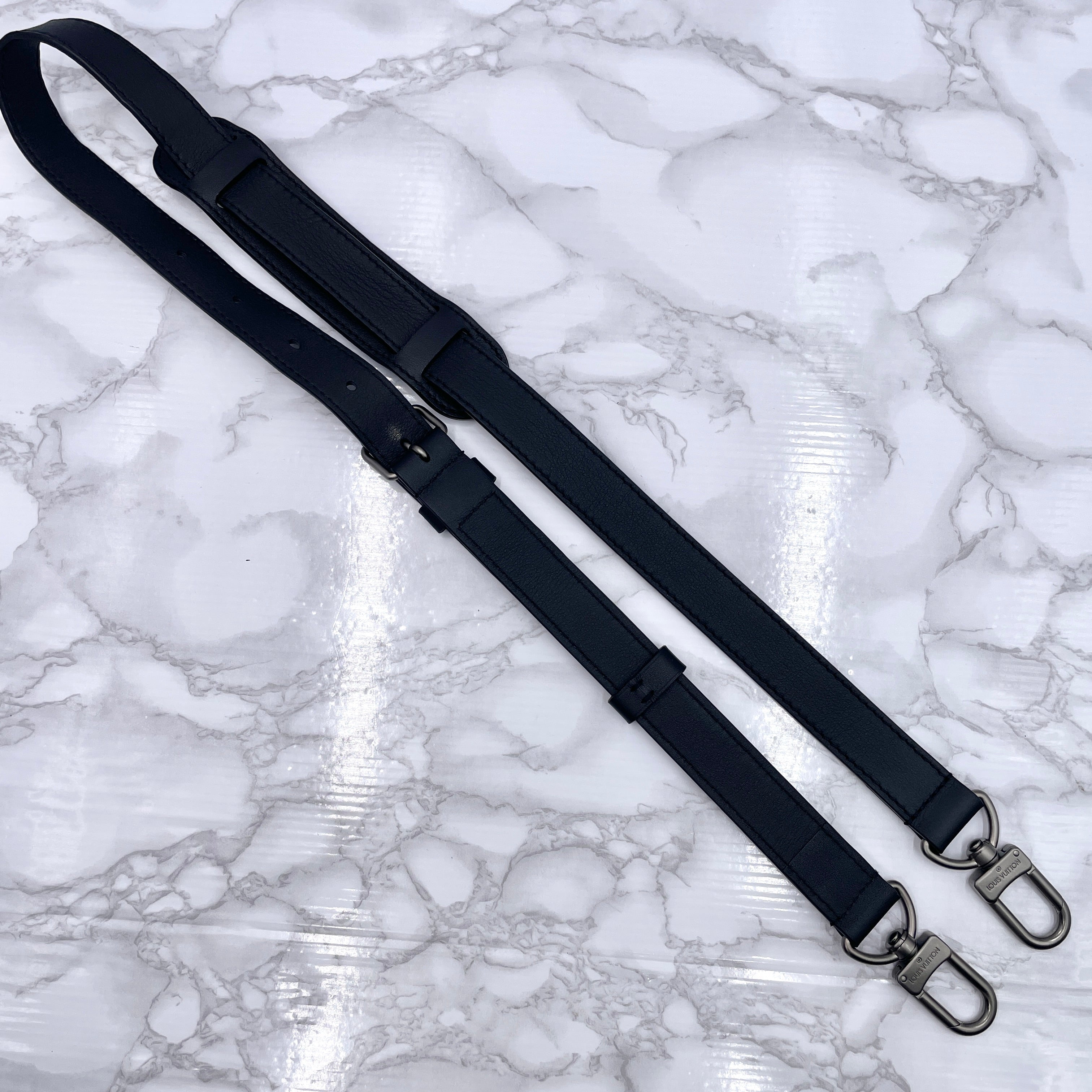 LOUIS VUITTON Damier Infini Keepall 55 Bandouliere