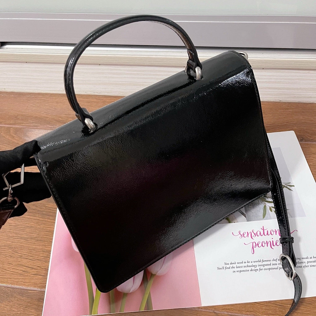 GC703 Dionysus Medium Top Handle Bag / 11.4"W x 7.8"H x 4"D
