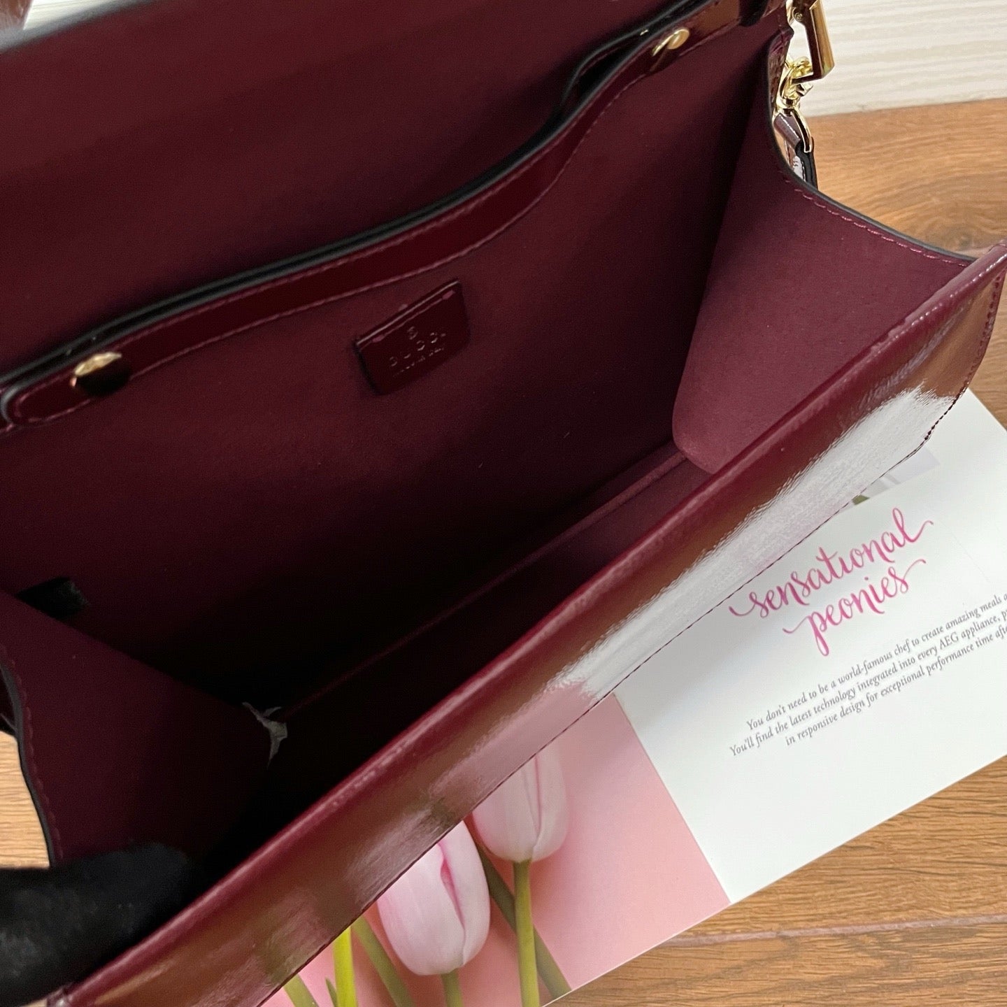 GC704 Dionysus Medium Top Handle Bag / 11.4"W x 7.8"H x 4"D