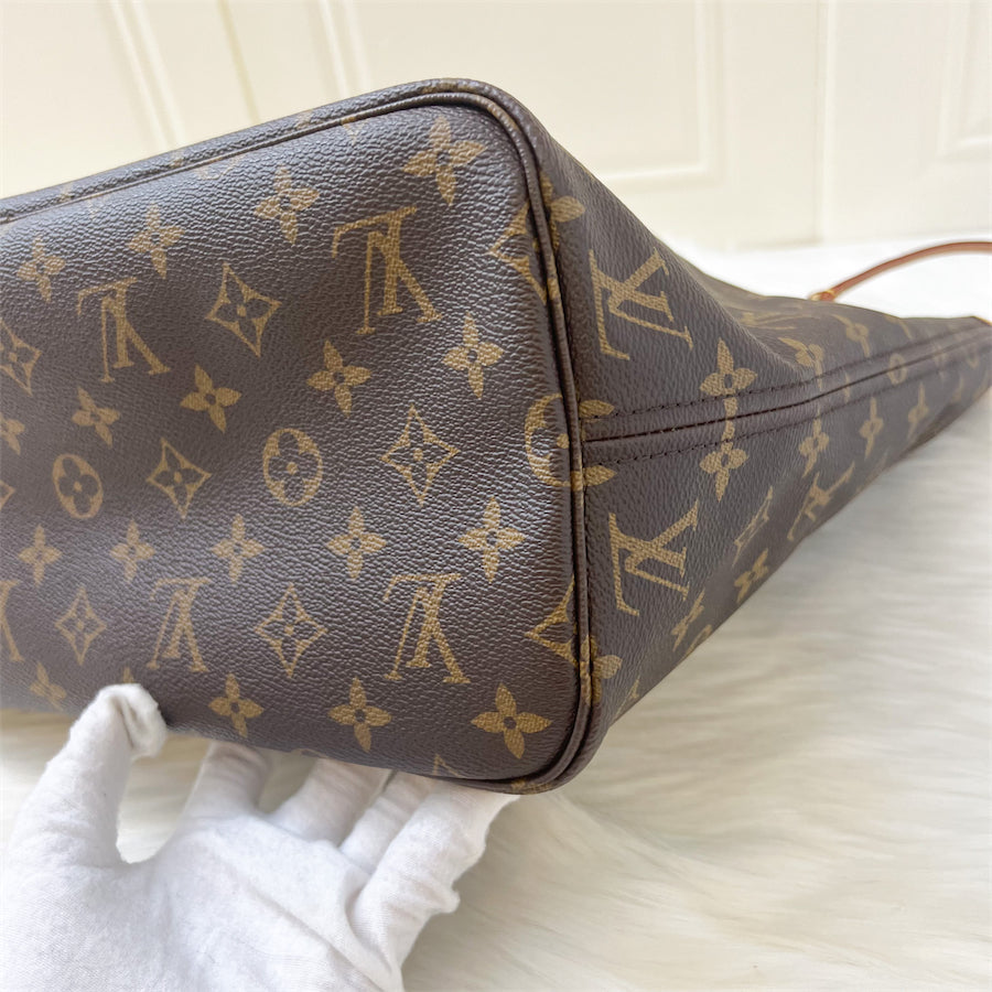 LV Neverfull MM in Monogram Canvas GHW