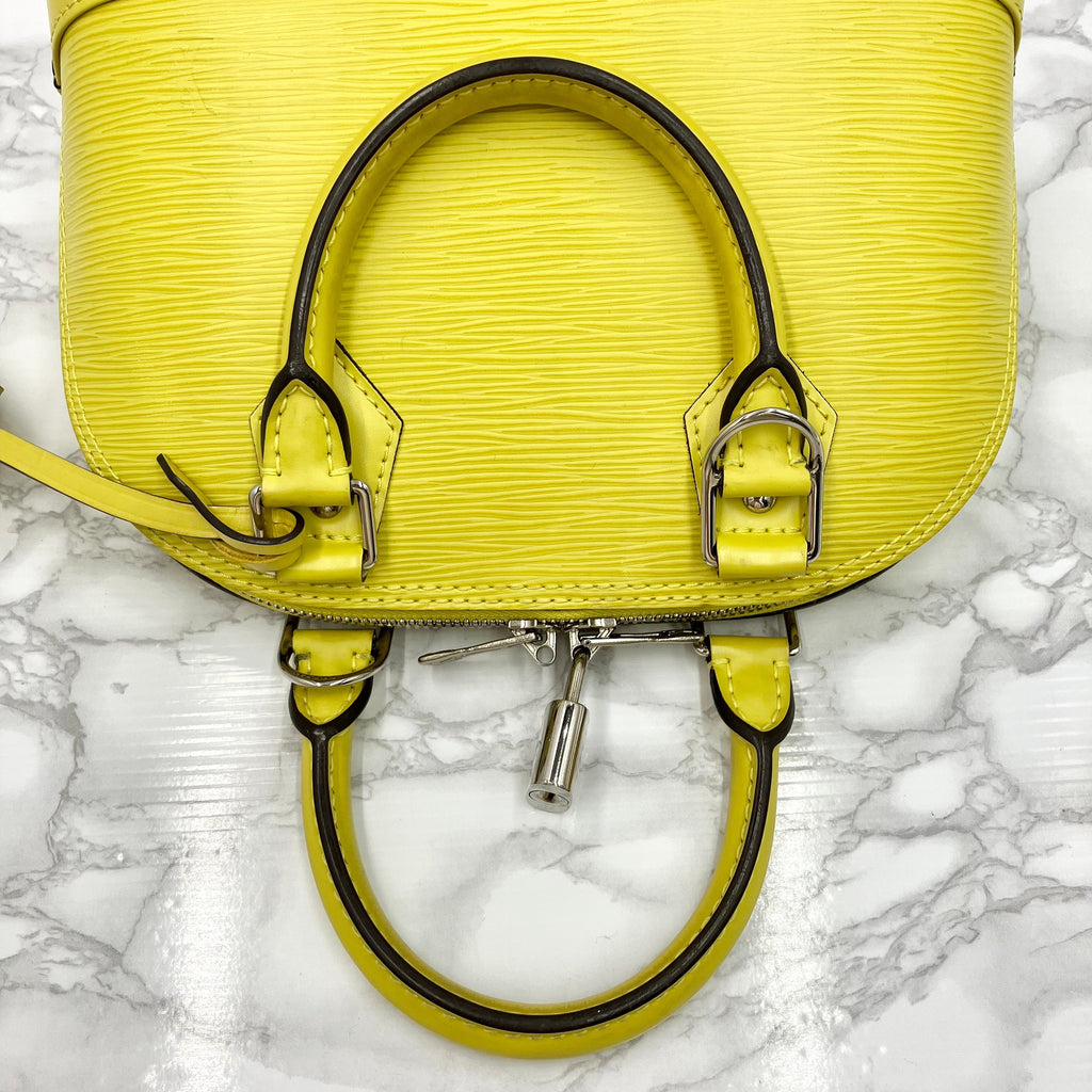 LOUIS VUITTON Epi Alma BB