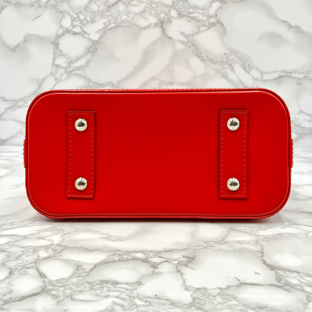 LOUIS VUITTON Epi Alma BB
