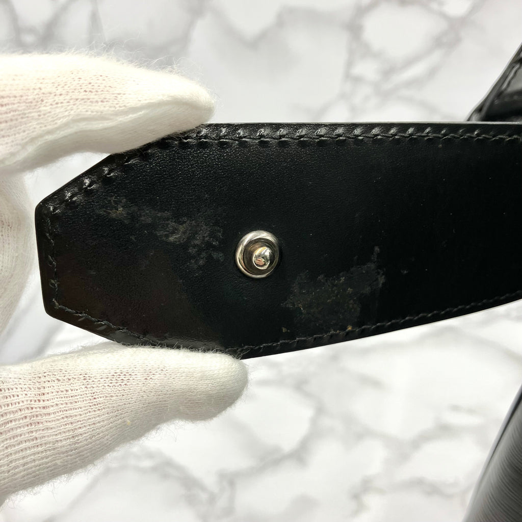 LOUIS VUITTON Epi Sack De Paul