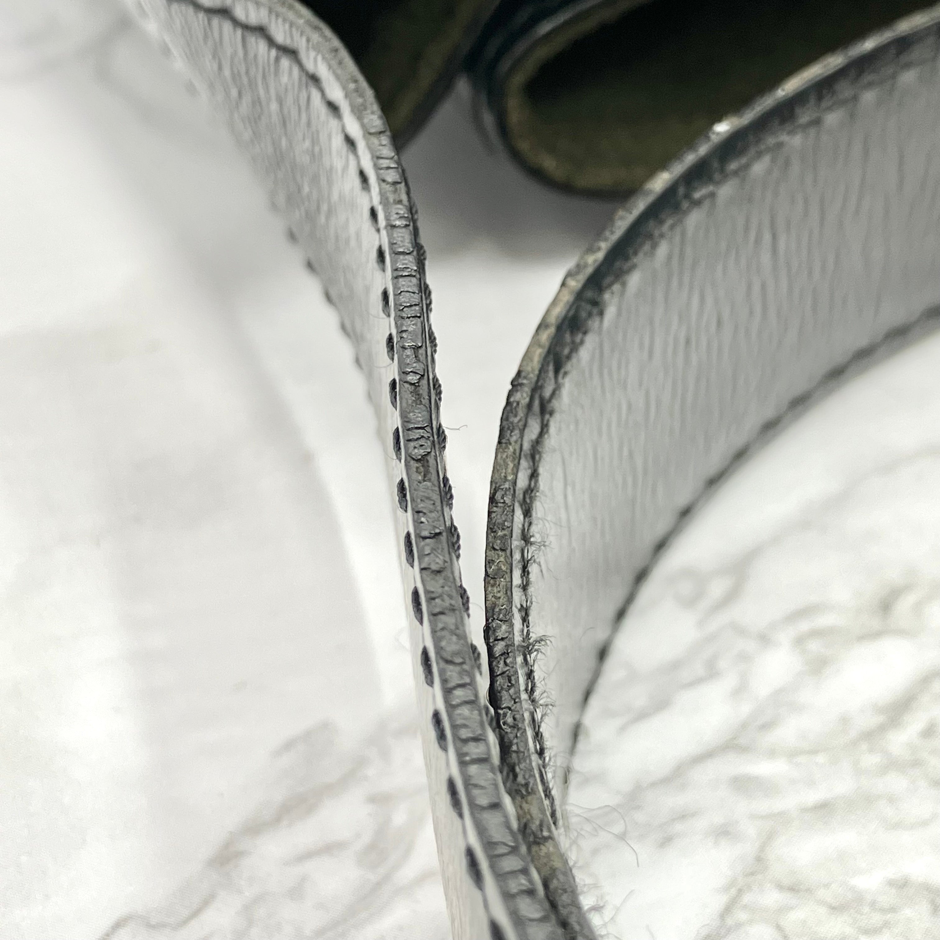 LOUIS VUITTON Epi Sack De Paul