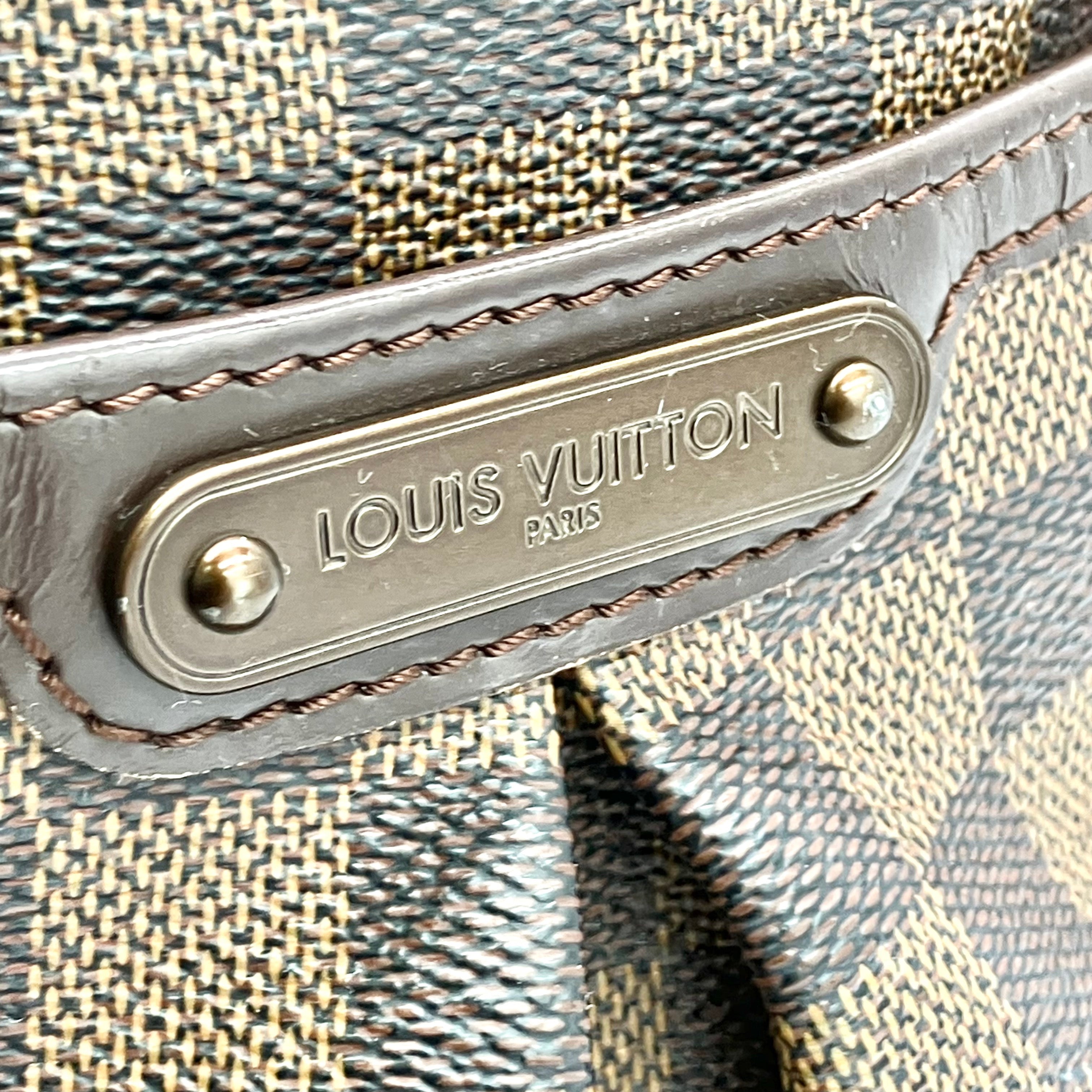 LOUIS VUITTON Damier Bloomsbury