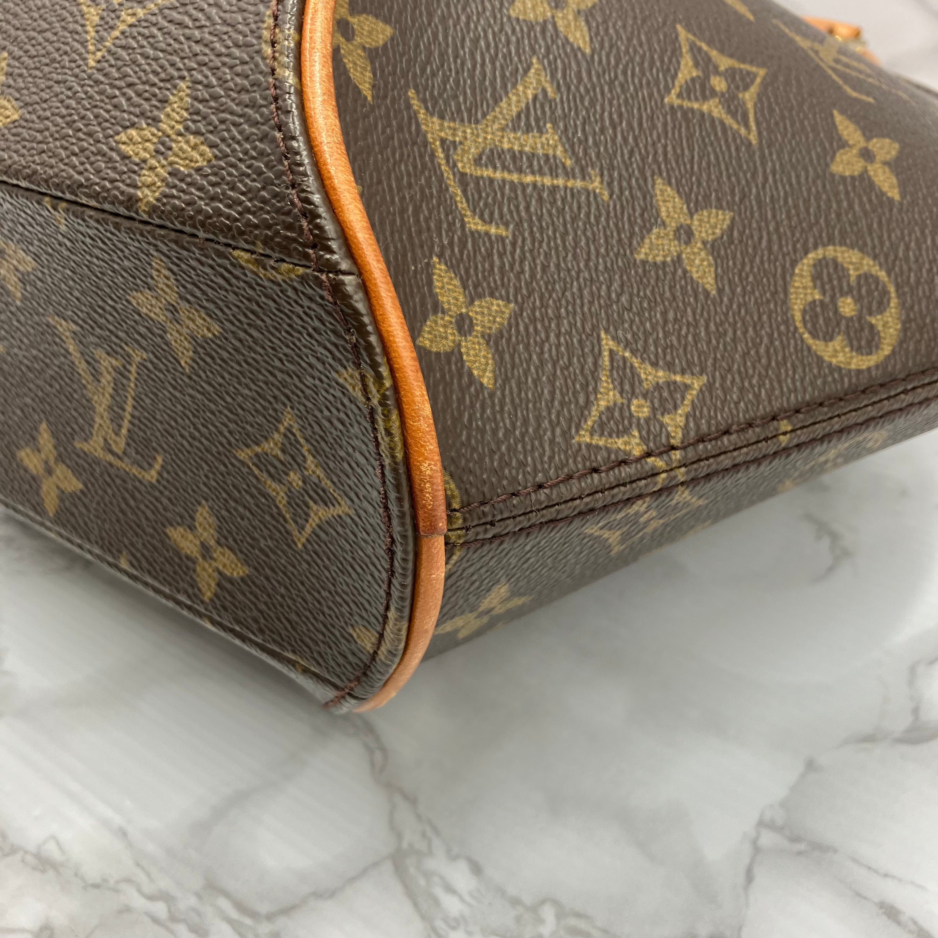 LOUIS VUITTON Monogram Ellipse PM