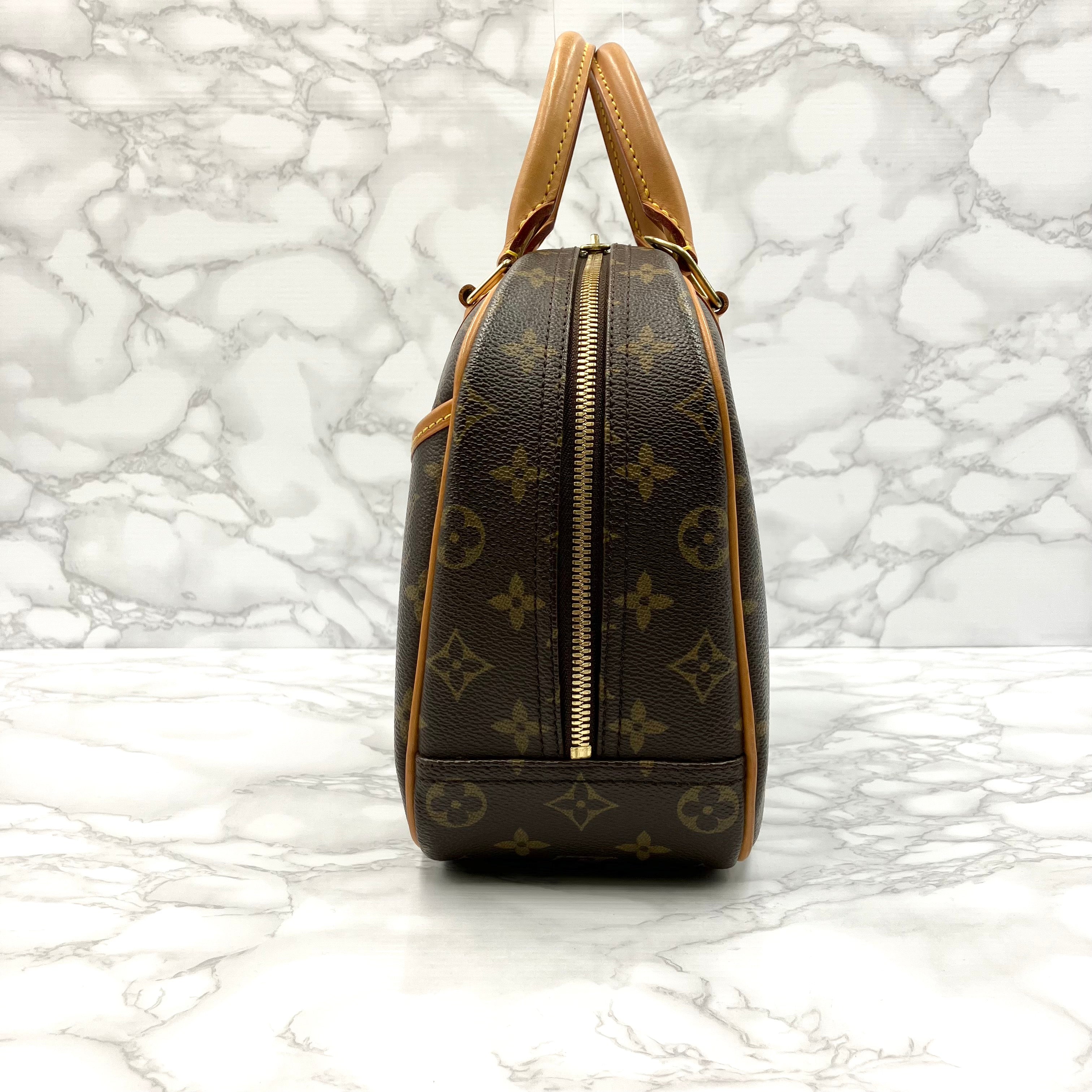 LOUIS VUITTON Monogram Trouville handbag