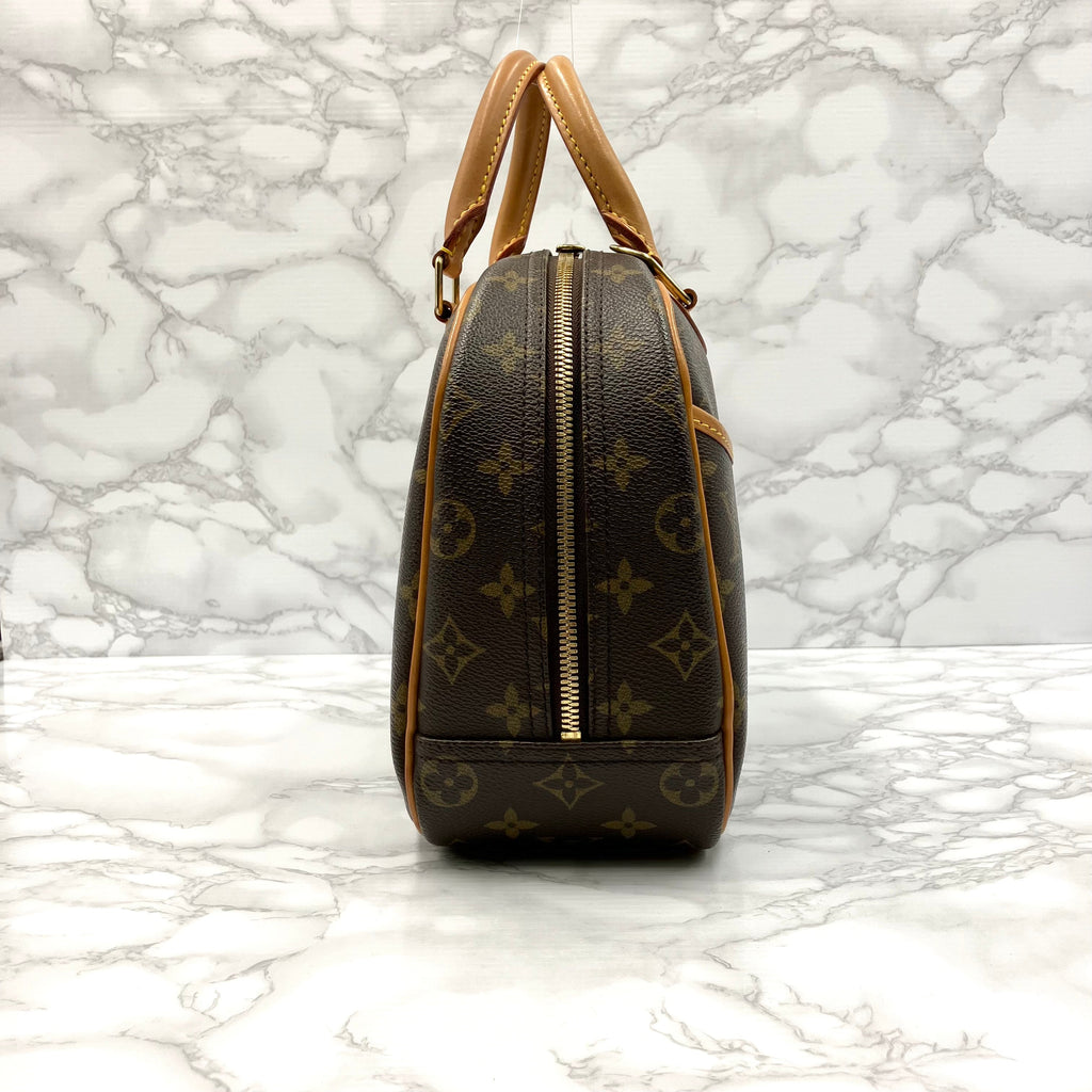 LOUIS VUITTON Monogram Trouville handbag