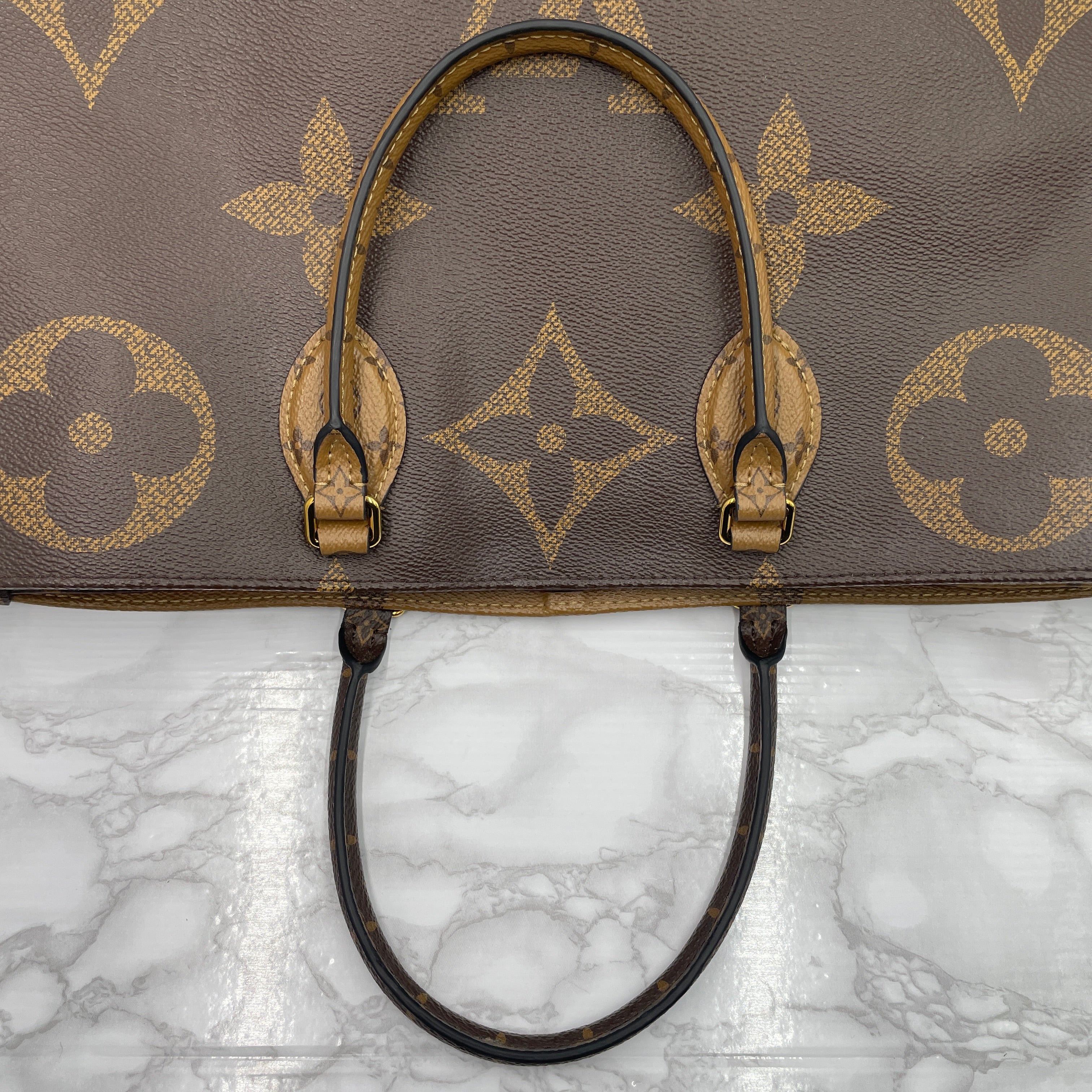 LOUIS VUITTON On The Go GM
