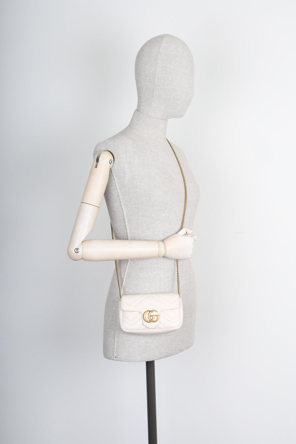 GUCCI Super Mini Marmont Bag White