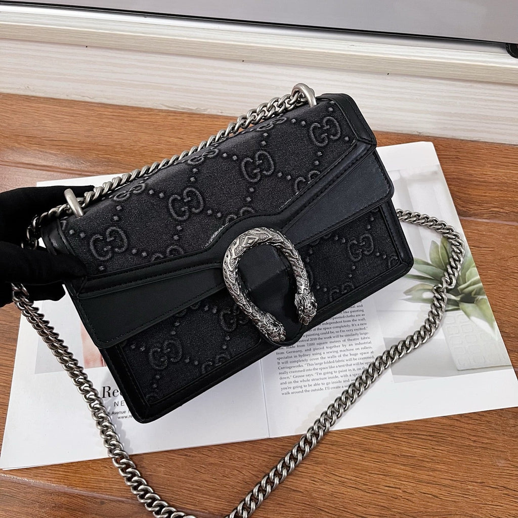 GC709 Dionysus Small Shoulder Bag / 11"W x 6.2"H x 4"D