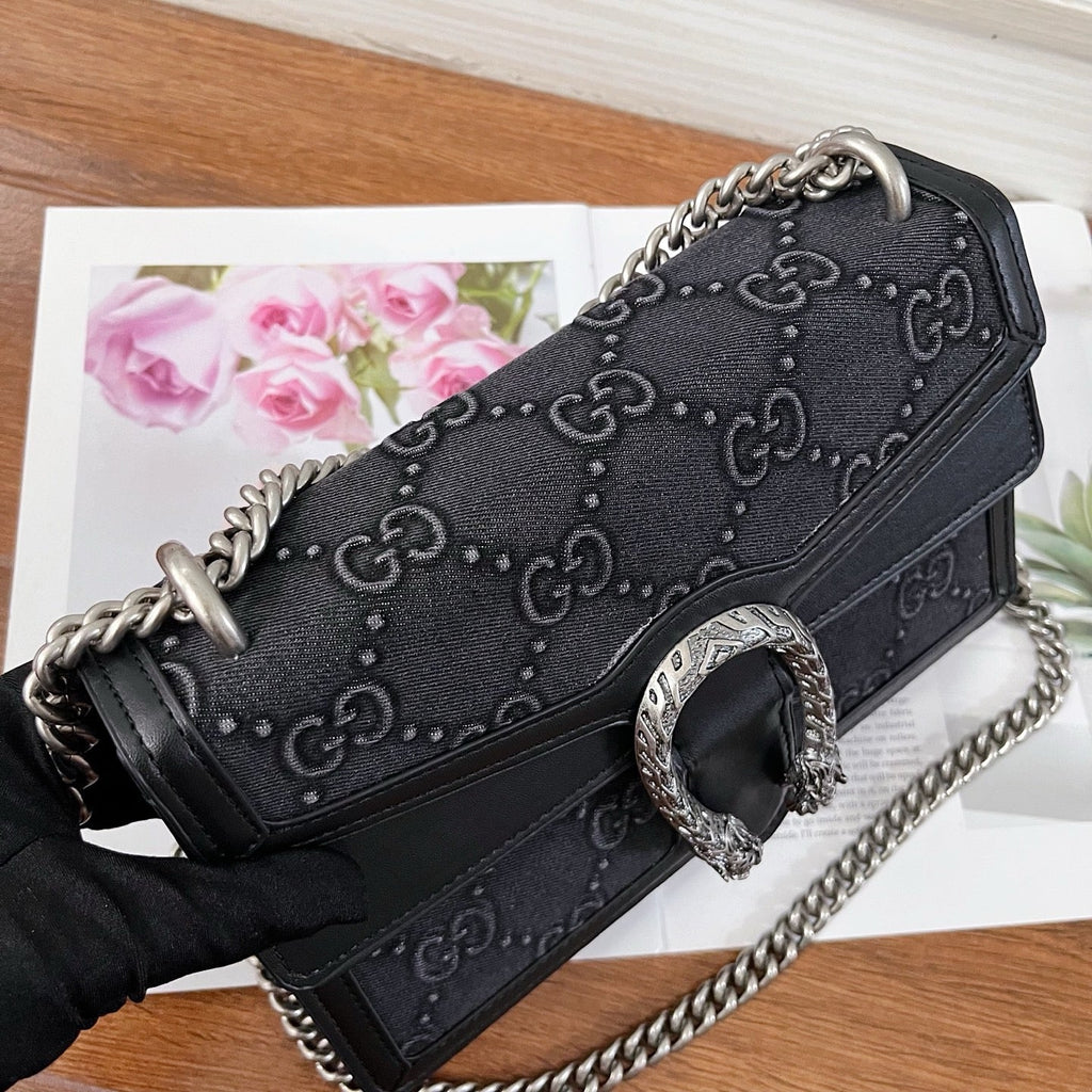GC709 Dionysus Small Shoulder Bag / 11"W x 6.2"H x 4"D