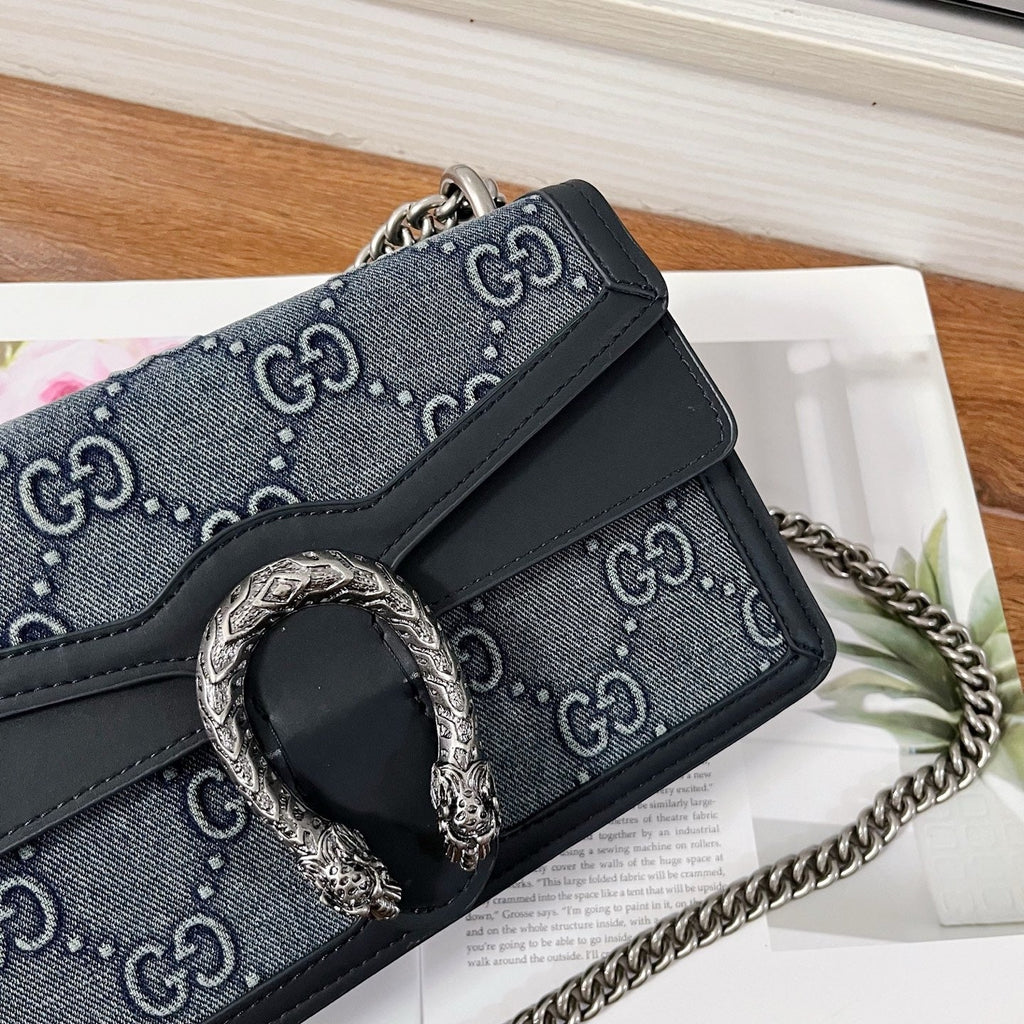 GC710 Dionysus Small Shoulder Bag / 11"W x 6.2"H x 4"D